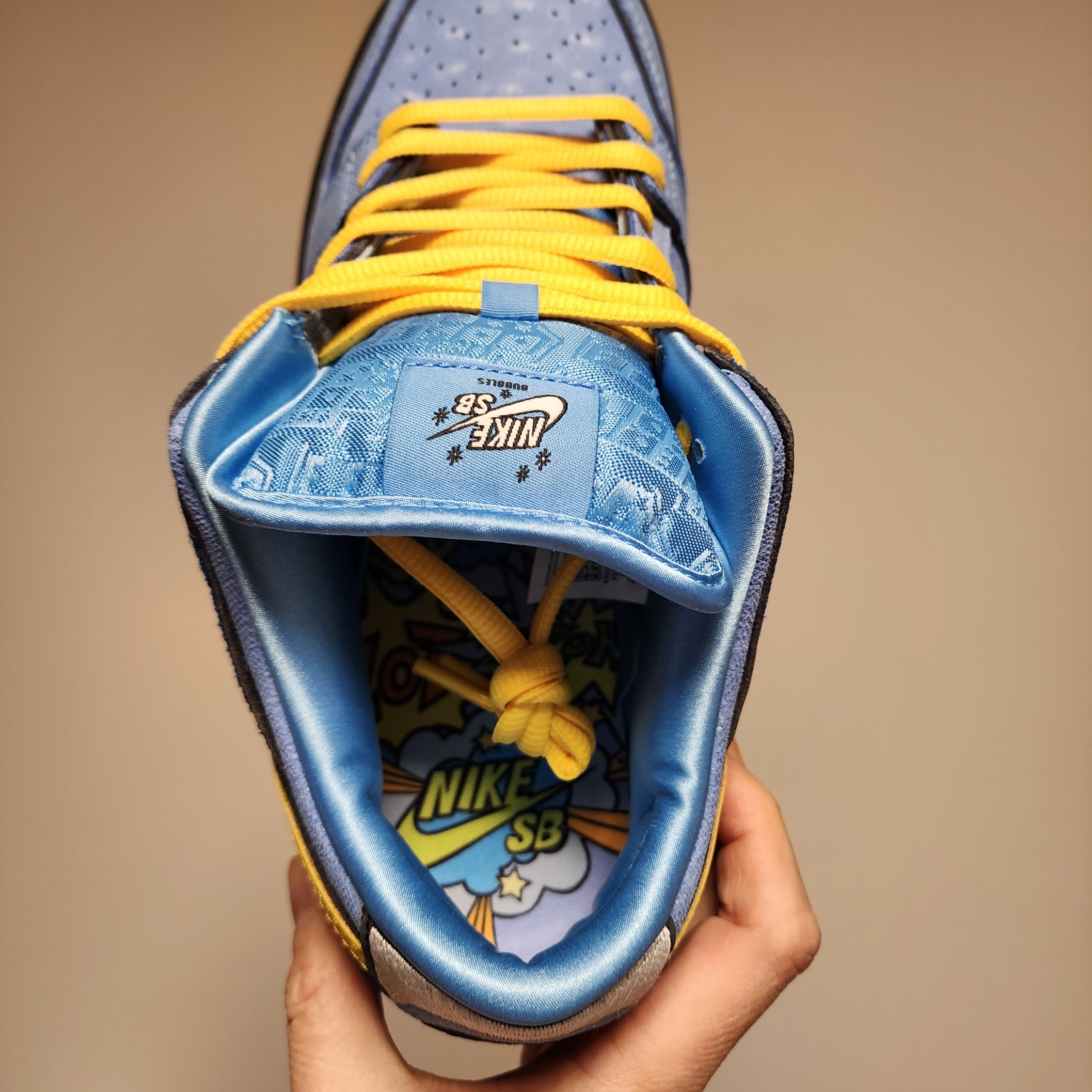 Nike x The Powerpuff Girls SB Dunk Low Pro QS Bubbles 착용 스타일 - 5