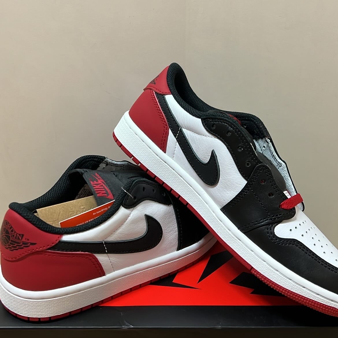 Jordan 1 Retro Low OG Black Toe 착용 스타일