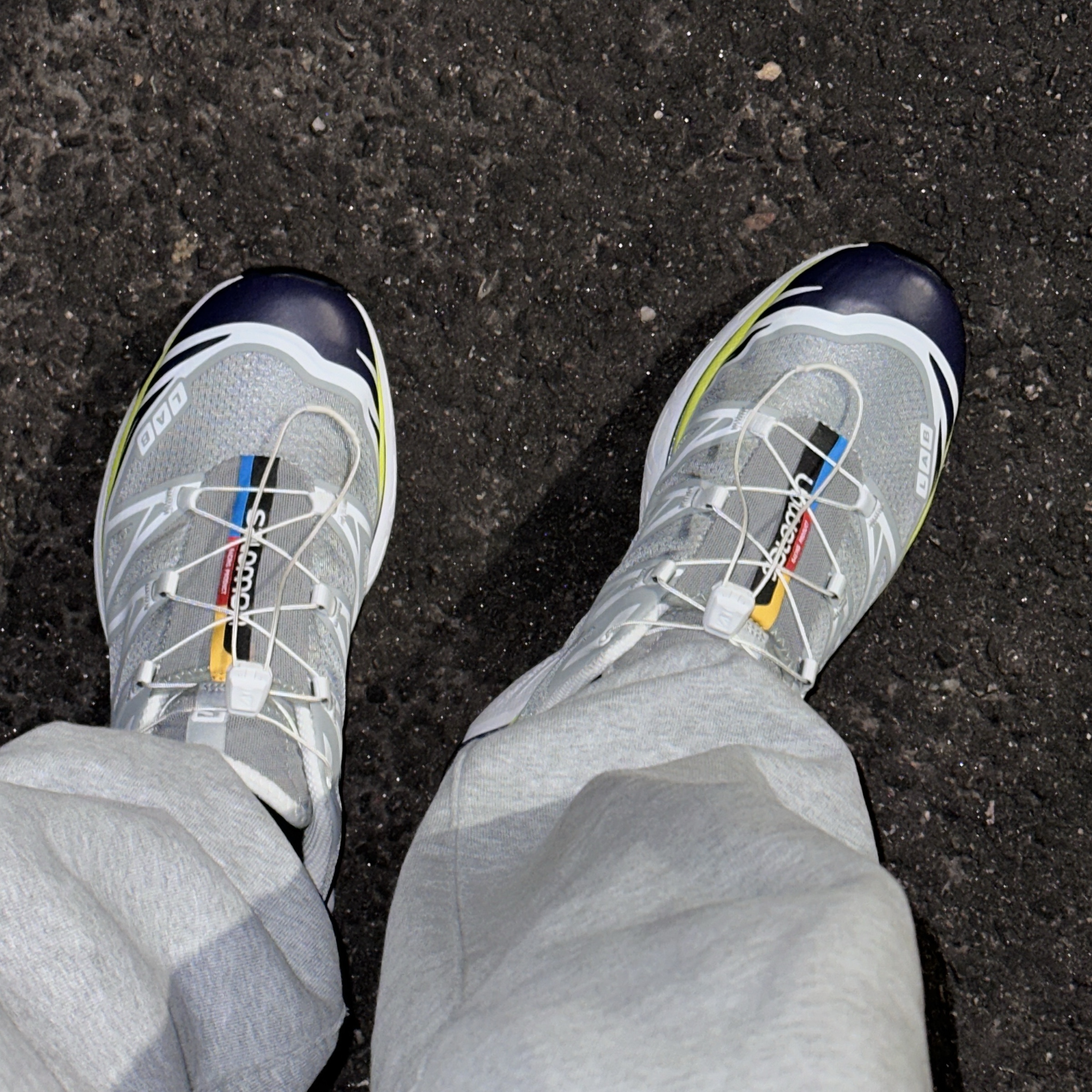 Salomon XT-6 Quarry 착용 스타일