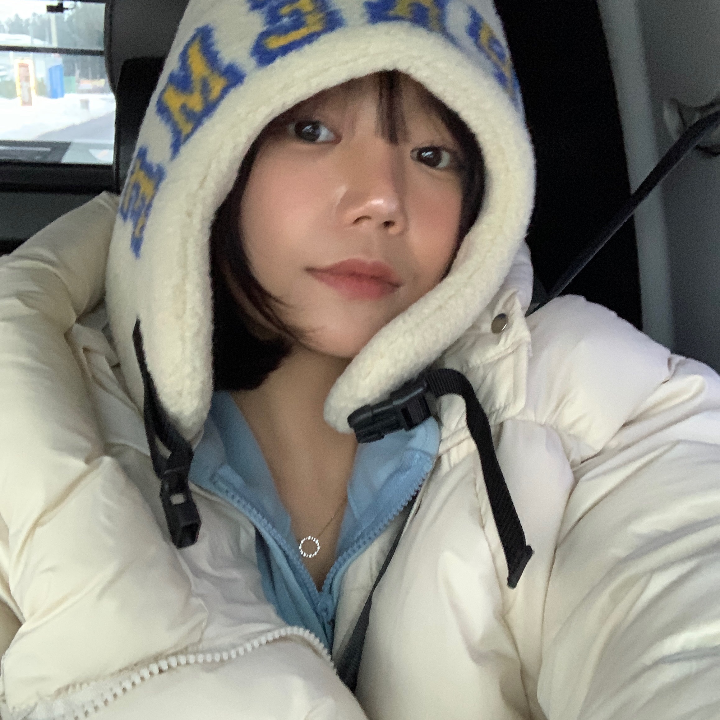 Supreme Shearling Trooper Natural - 23FW 착용 스타일 - 2