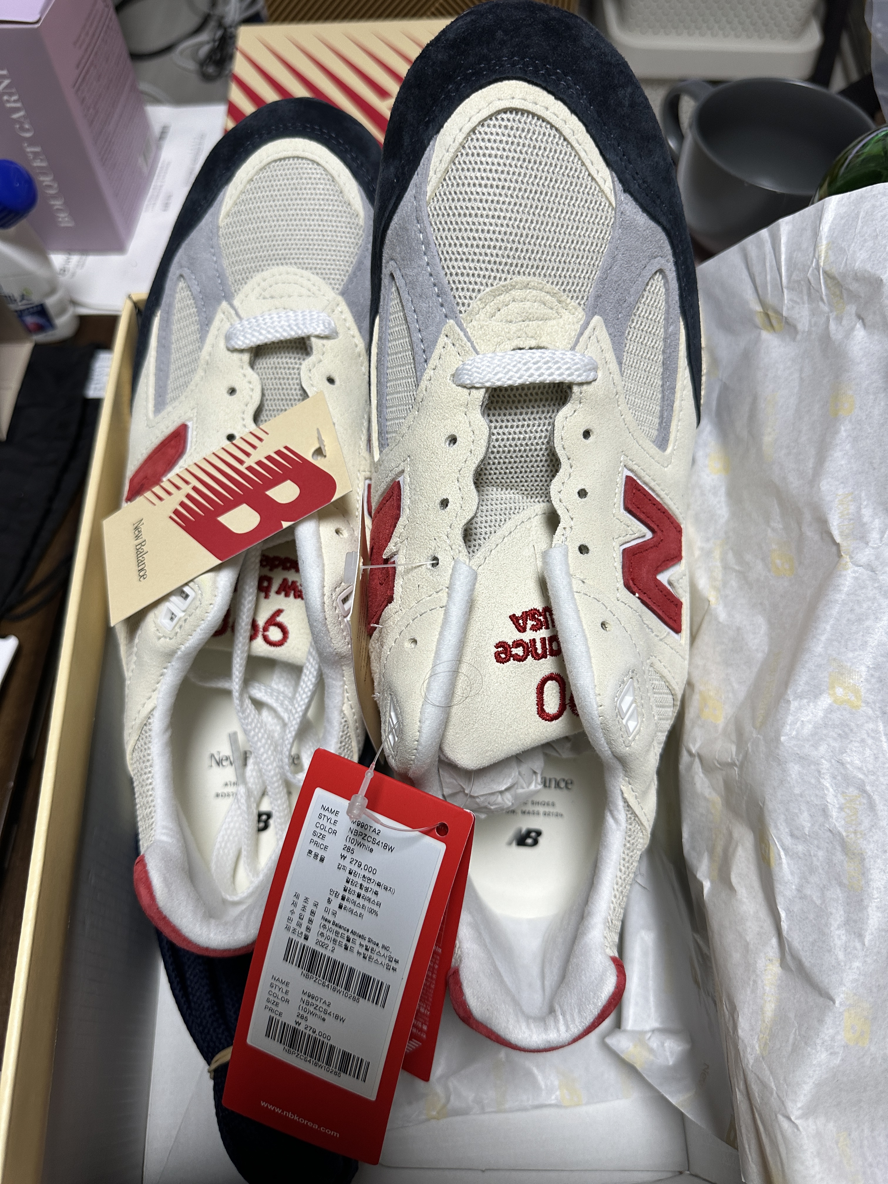 New Balance 990v2 Made in USA Navy Sea Salt 착용 스타일