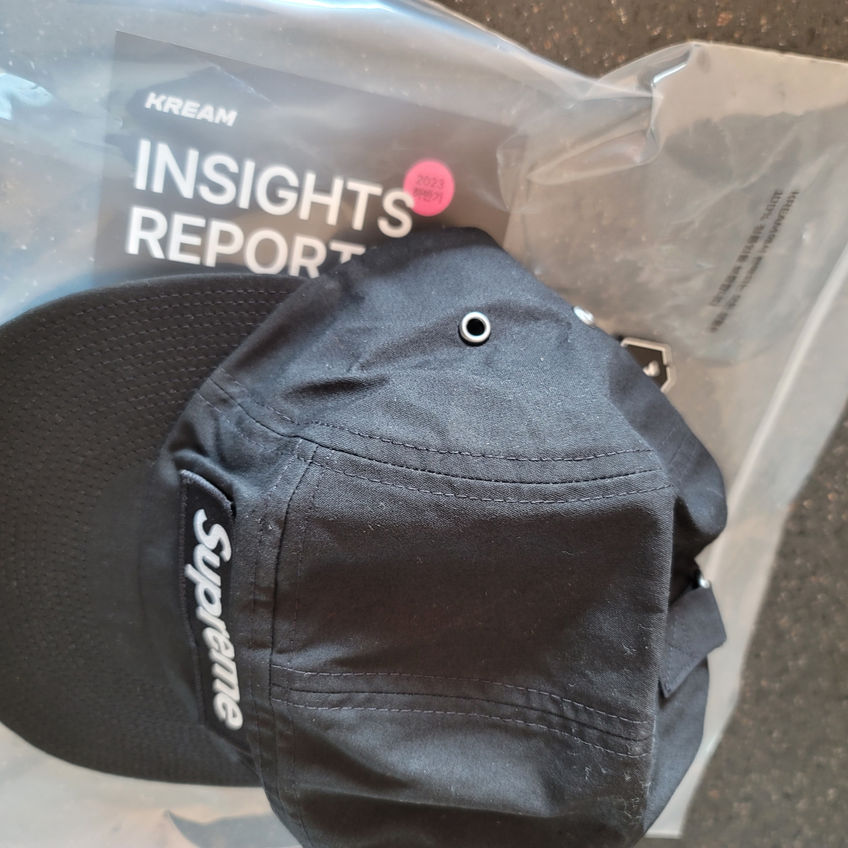 Supreme Waxed Cotton Camp Cap Black - 23FW 착용 스타일