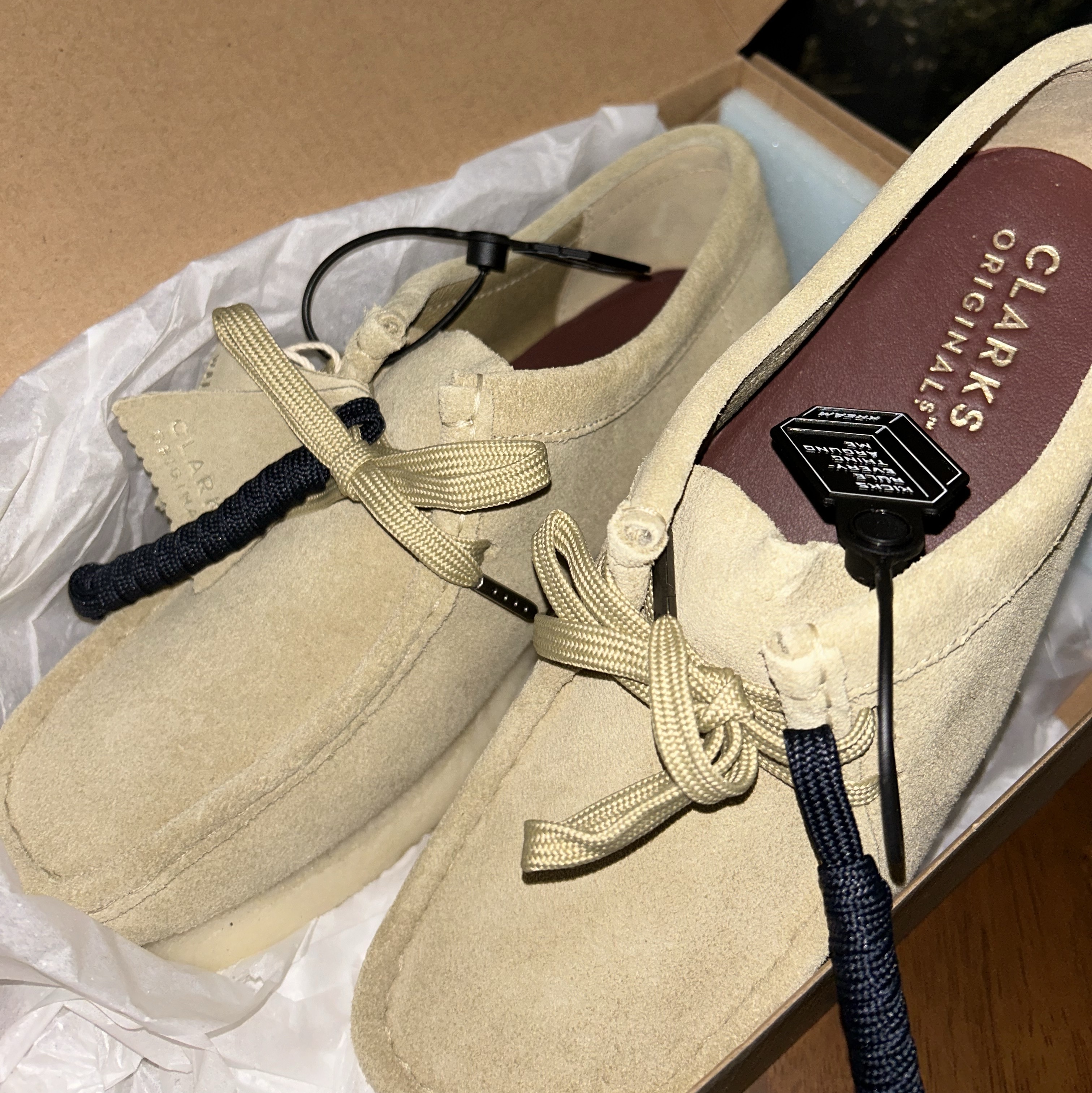 (W) Clarks Wallabee Maple Suede 착용 스타일
