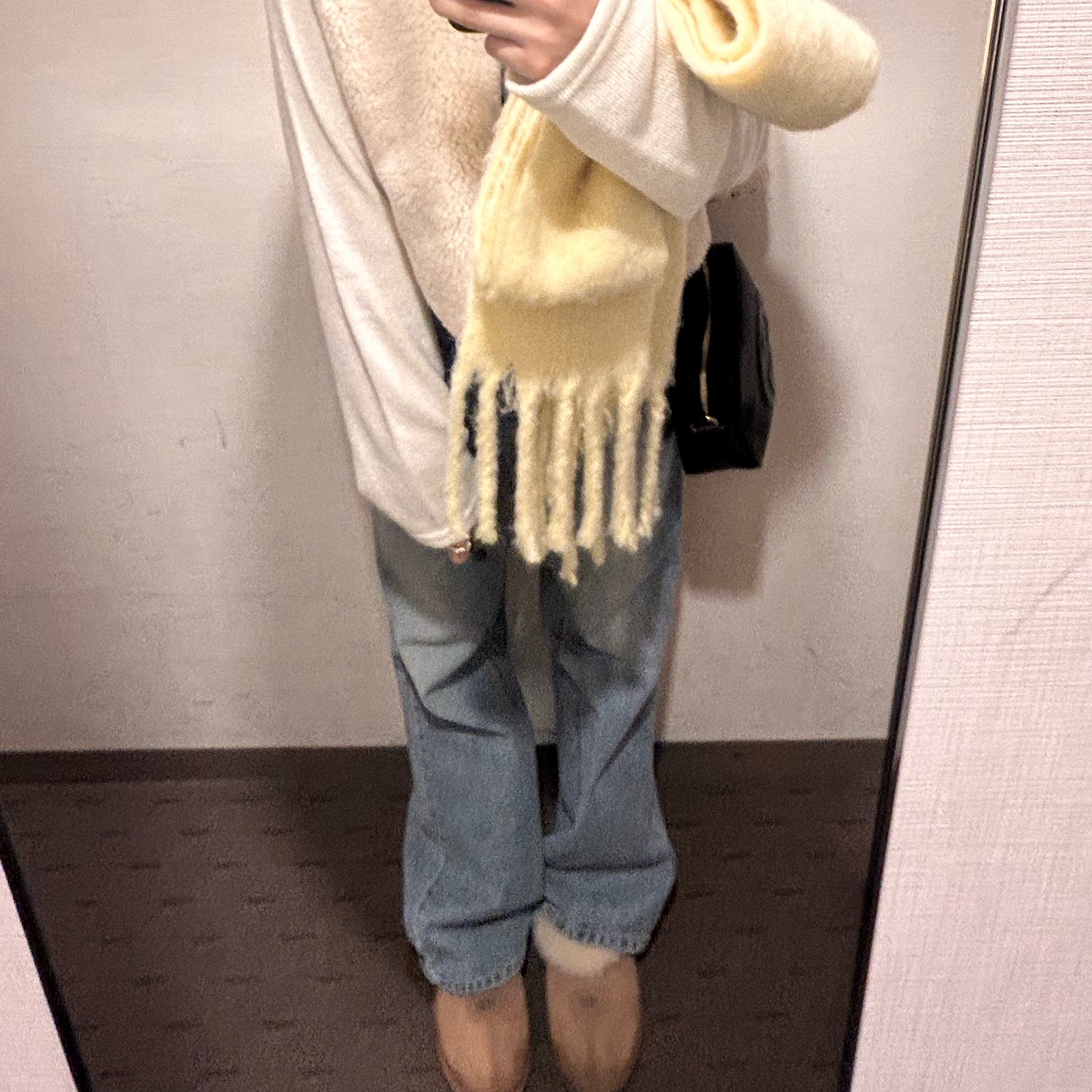 (W) UGG Coquette Slipper Chestnut 착용 스타일