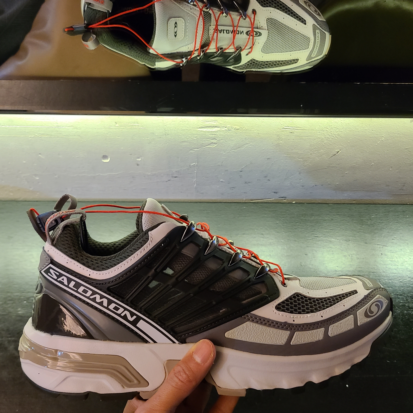 Salomon ACS Pro Beluga Vintage Khaki 착용 스타일
