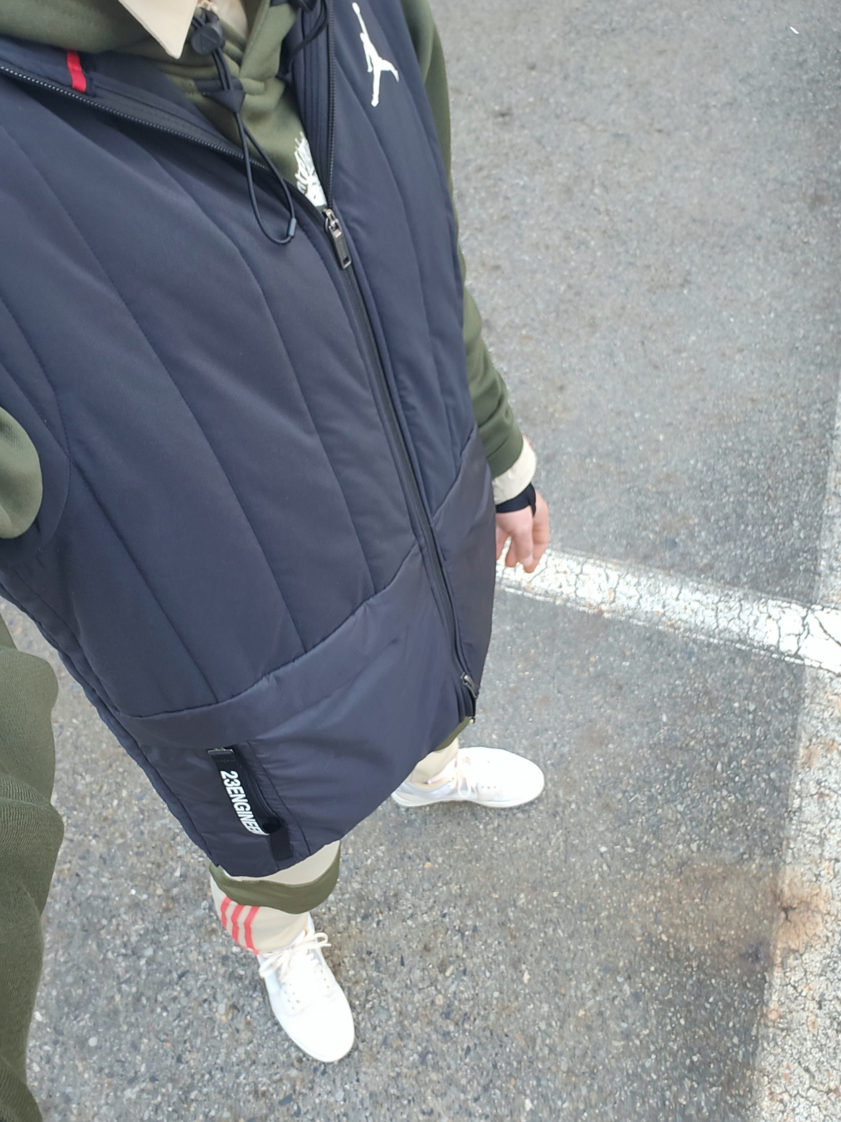 Nike ACG Therma-Fit Fleece Hoodie Troll Graphic Cargo Khaki - Asia, Nike Dri-Fit Park 1st Layer Long Sleeve Black 착용 스타일