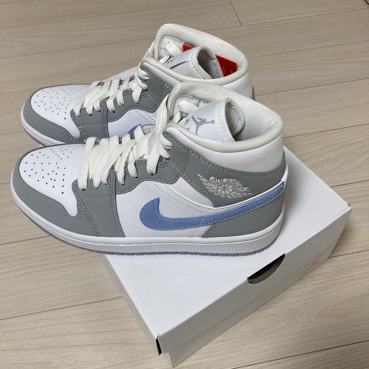 (W) Jordan 1 Mid Wolf Grey 착용 스타일