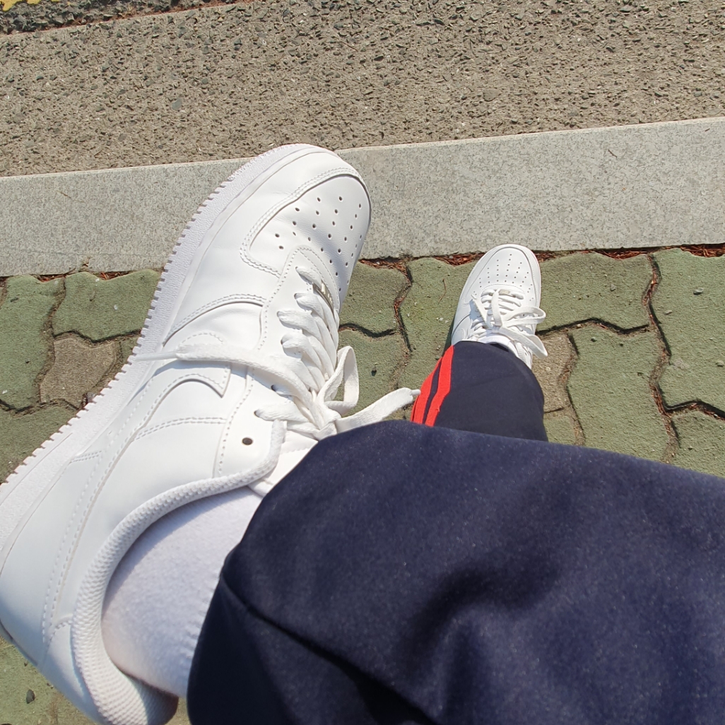 Nike Air Force 1 '07 Low White 착용 스타일