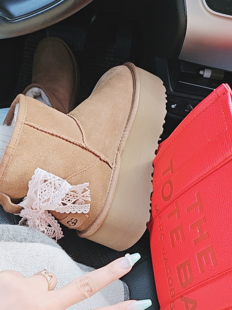 (W) UGG Classic Mini Platform Boots Chestnut 착용 스타일