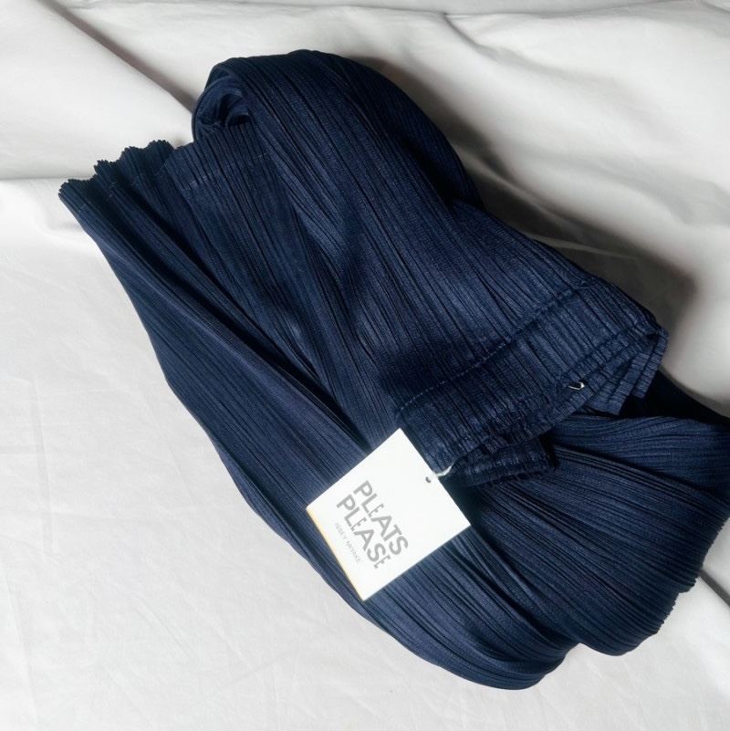 (W) Pleats Please Issey Miyake Forward 1 Pants Navy 착용 스타일