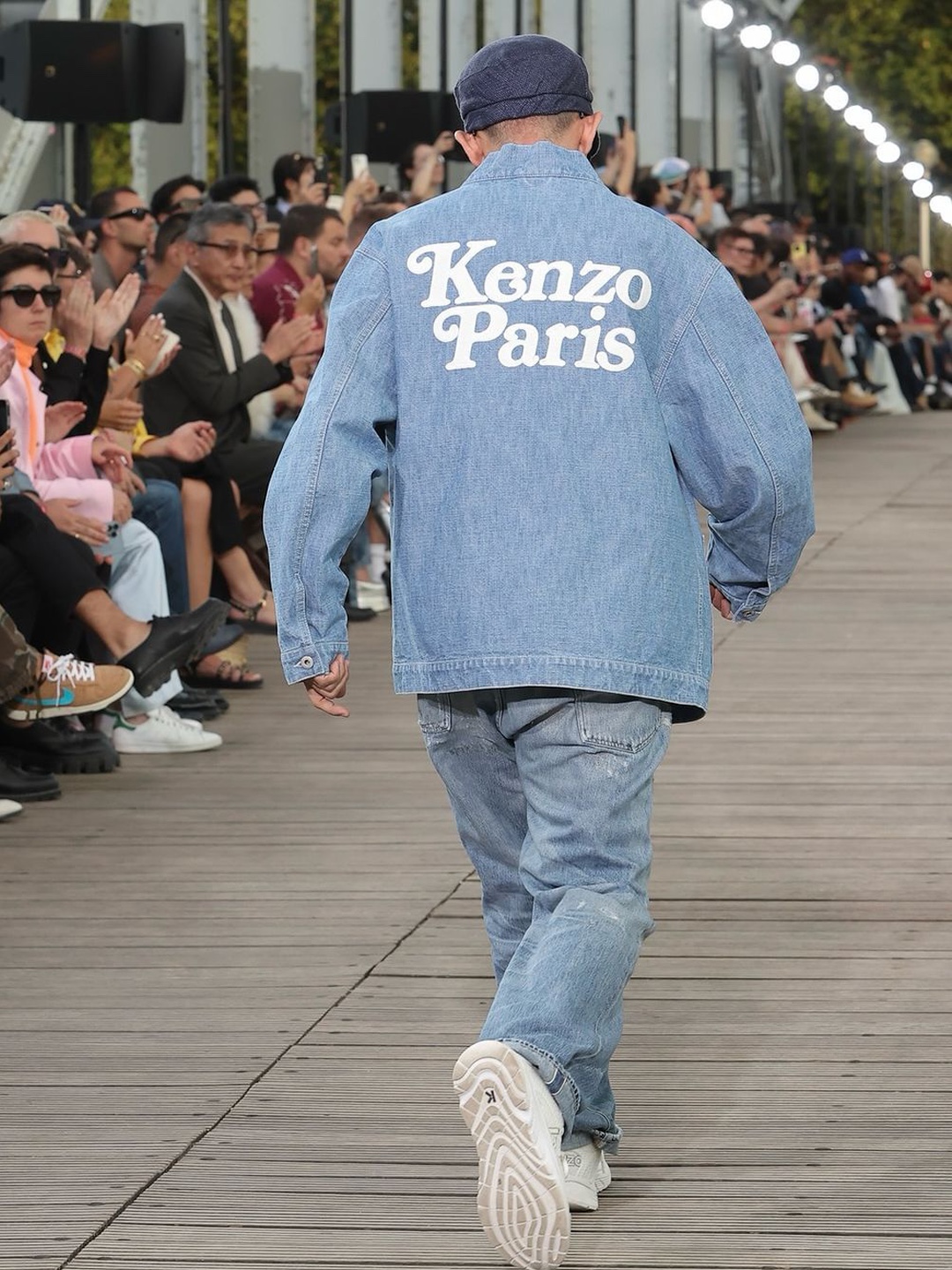 Kenzo Varsity Jungle Tiger Sweatshirt Black 착용 스타일 - 2