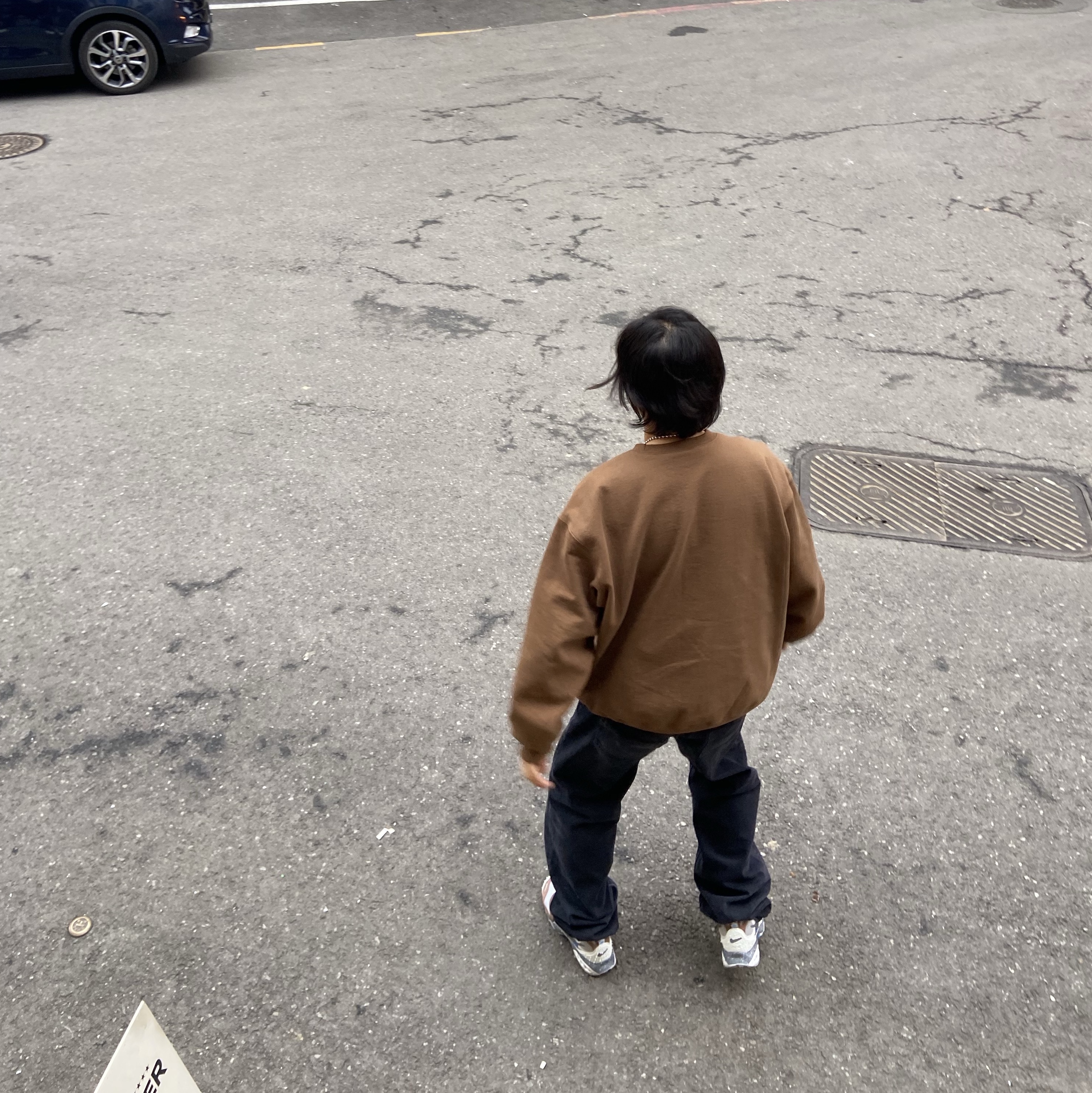 Supreme x Bless Crewneck Olive Brown - 23FW, Nike x Undefeated Air Terra Humara Archaeobrown 착용 스타일 - 2