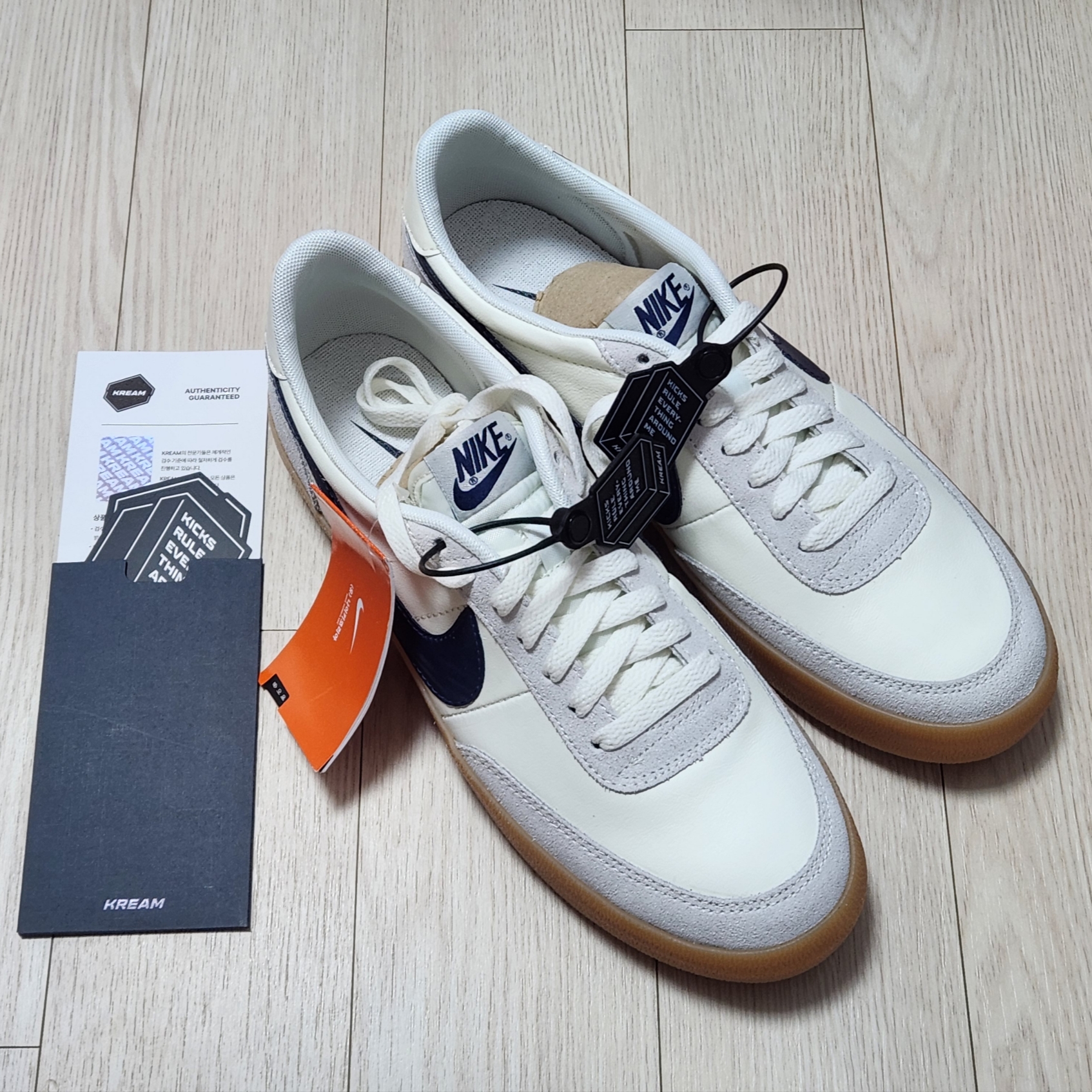 Nike x J.Crew Killshot 2 Sail Midnight Navy 착용 스타일