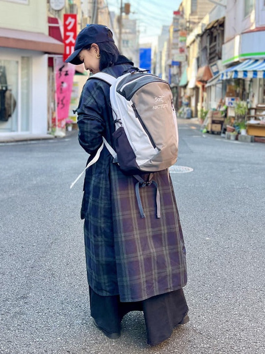 Arc'teryx x Beams Mantis 26 Backpack Tranquil 착용 스타일 - 1