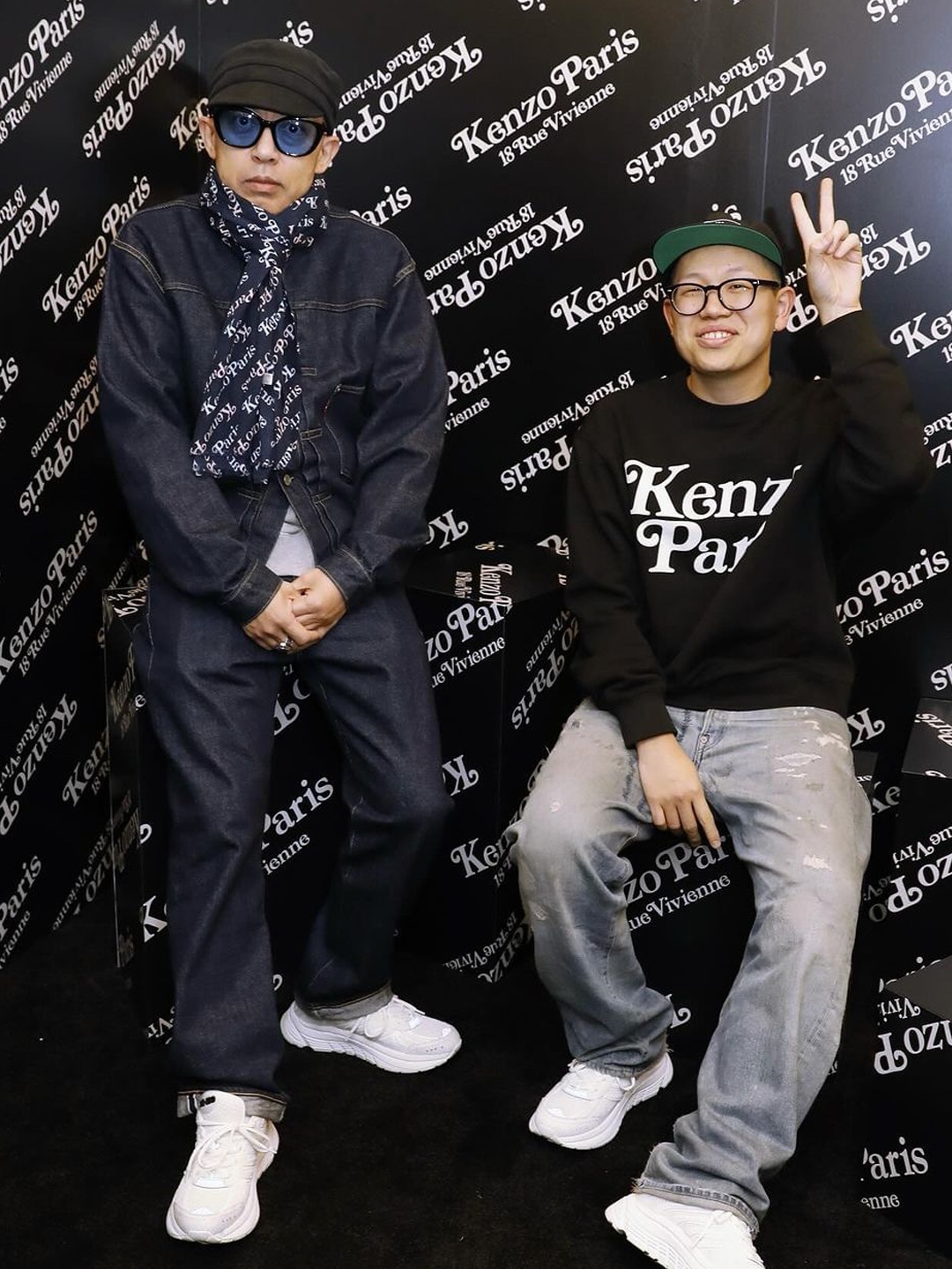 Kenzo Varsity Jungle Tiger Sweatshirt Black 착용 스타일 - 5
