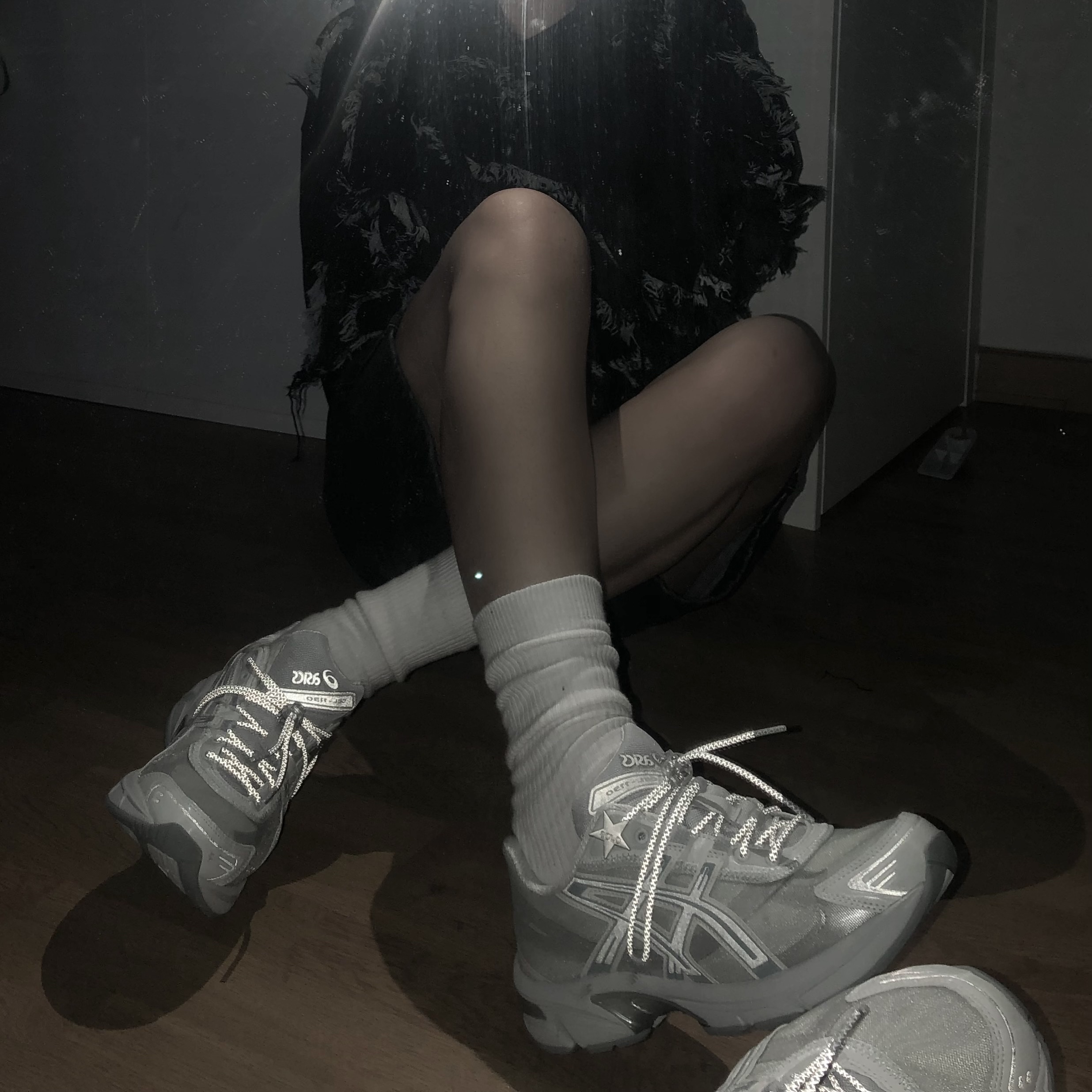 Asics x Atmos x Ojos Gel-1130 RE Glacier Grey Pure Silver 착용 스타일 - 1