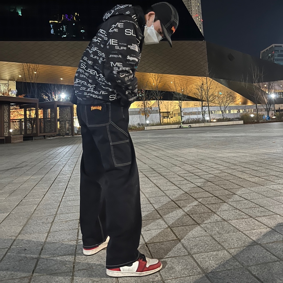Jordan 1 Retro High OG Defiant SB LA to Chicago, Supreme x The North Face Steep Tech Apogee Jacket Black - 21FW 착용 스타일 - 1