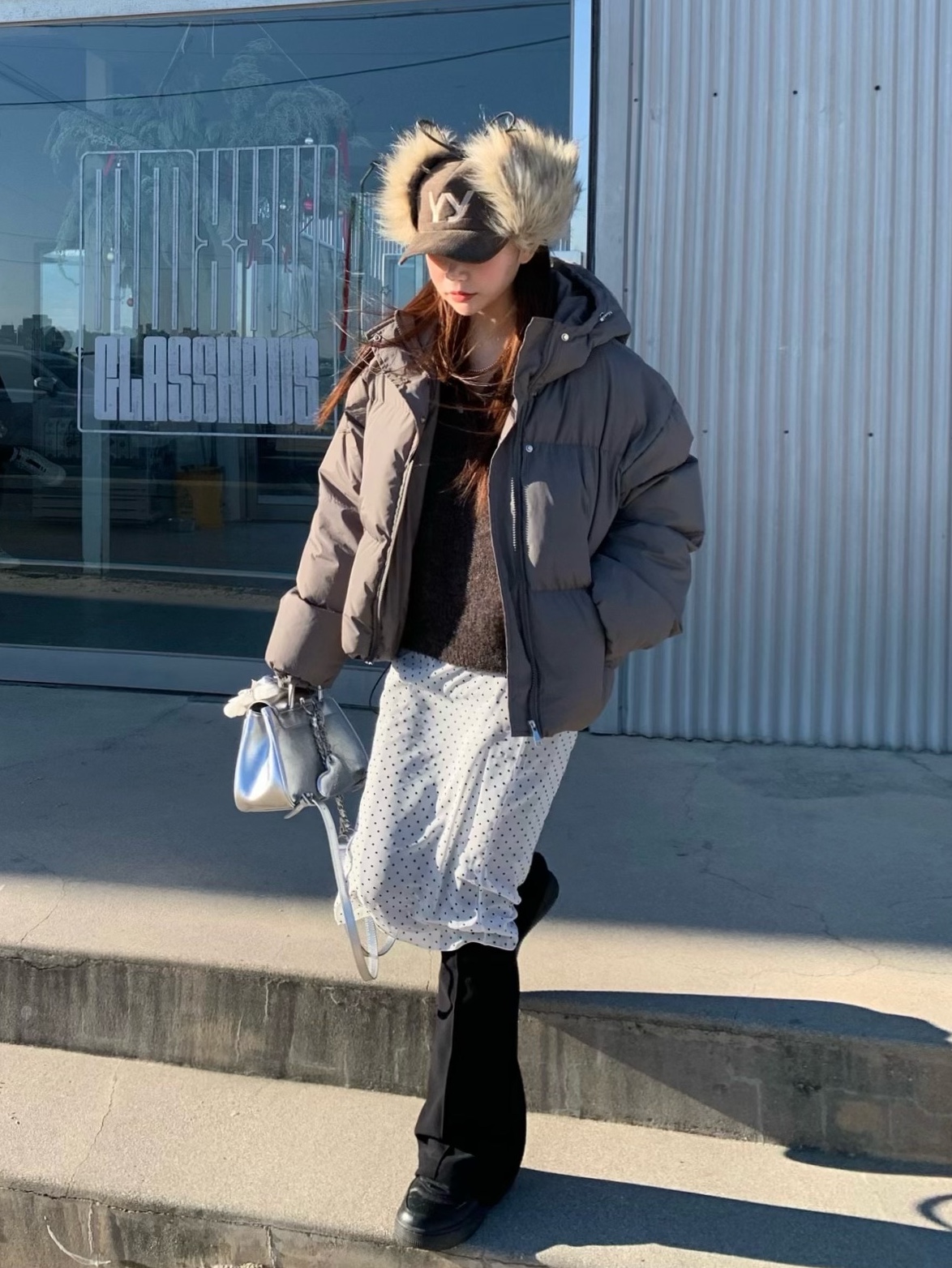 Open Yy Faux Fur Corduroy Earflap Cap Khaki, (W) Nike Air Force 1 '07 Low Triple Black 착용 스타일 - 1