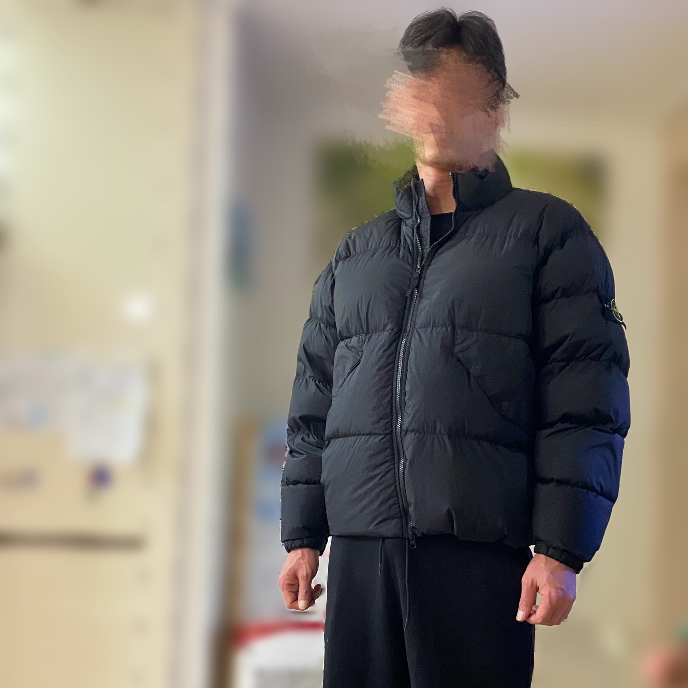 Stone Island 40623 Garment Dyed Crinkle Reps Recycled Nylon Down Jacket Black - 23FW 착용 스타일