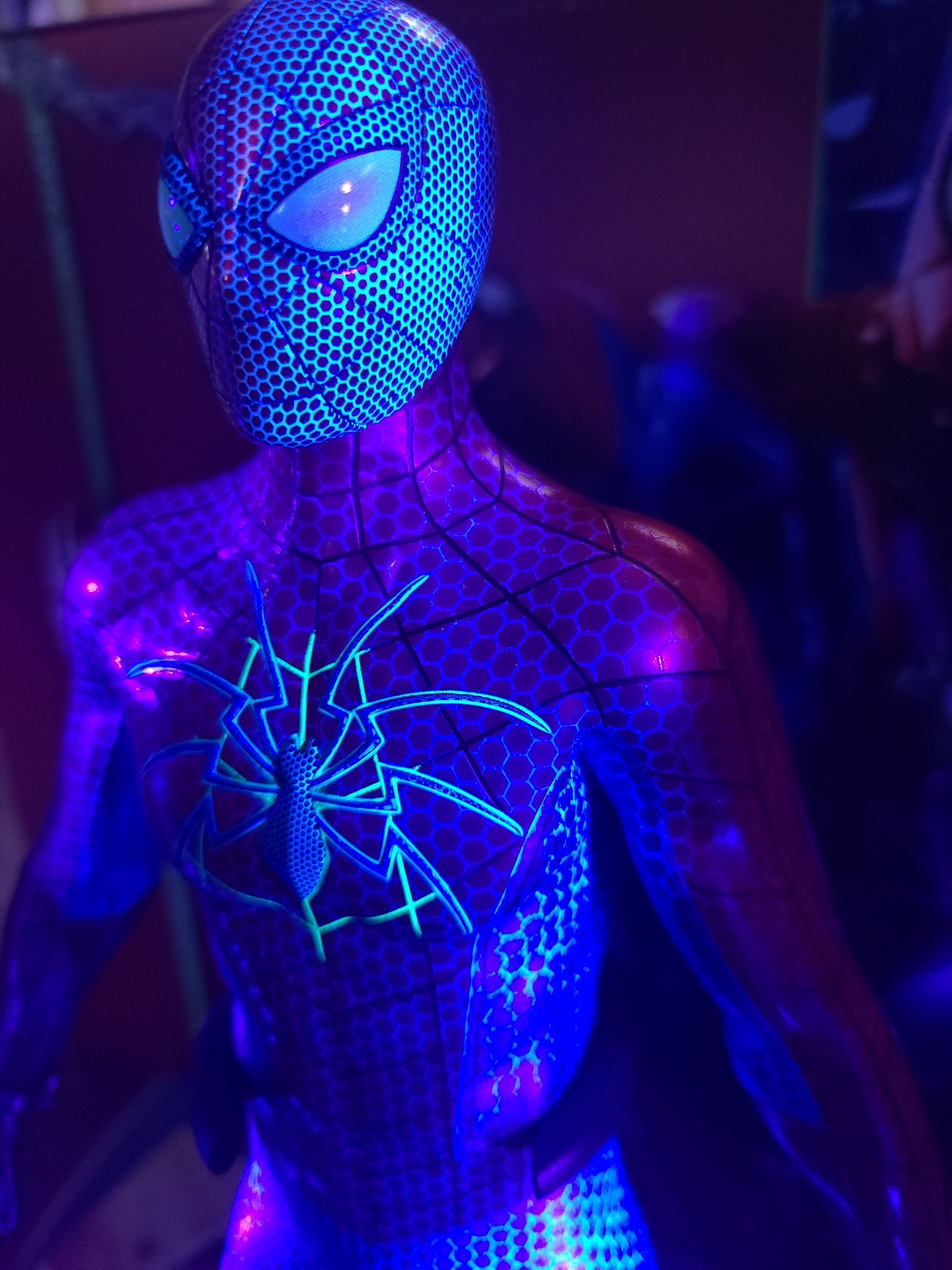 Hot Toys Spider Man Spider Armor MK IV Suit 착용 스타일 - 3