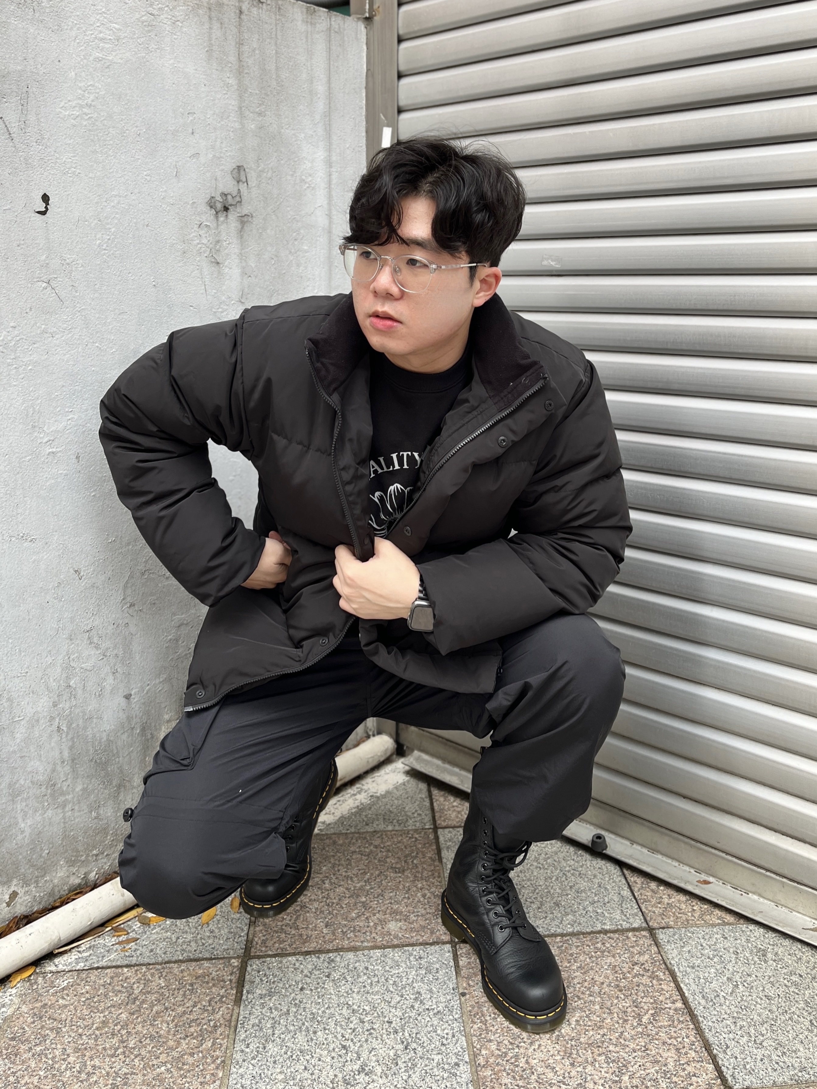 (W) Dr. Martens 1490 Virginia Black 착용 스타일