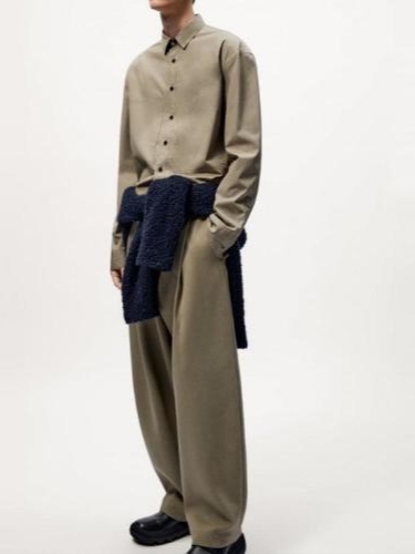 Zara x Studio Nicholson Tuck Detailed Pants Brown Taupe 착용 스타일