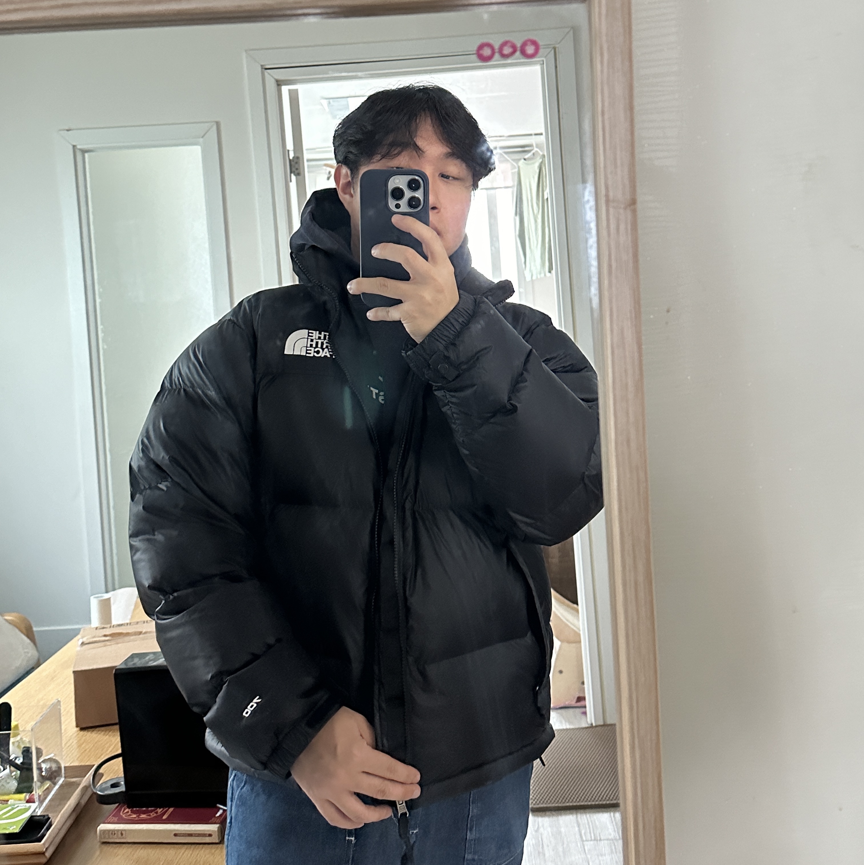 The North Face 1996 Retro Nuptse Down Jacket TNF Black 착용 스타일