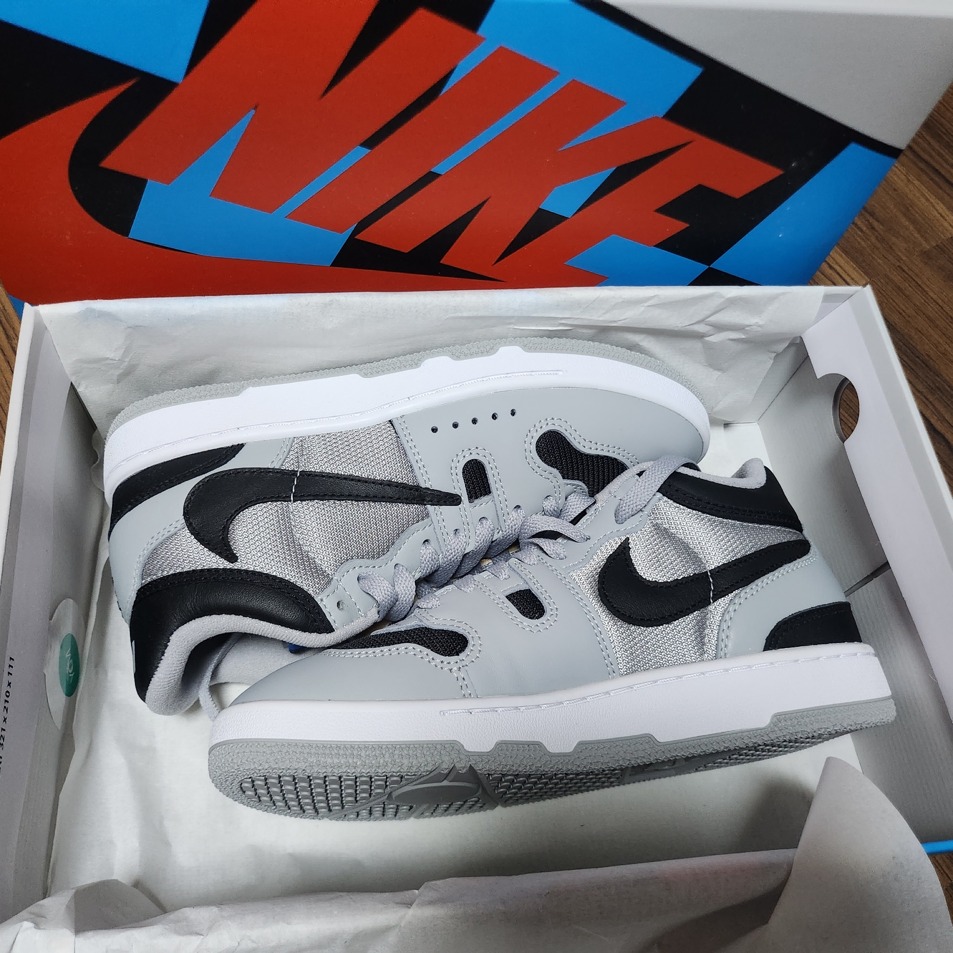 Nike x Travis Scott Mac Attack SP Light Smoke Grey 착용 스타일 - 3