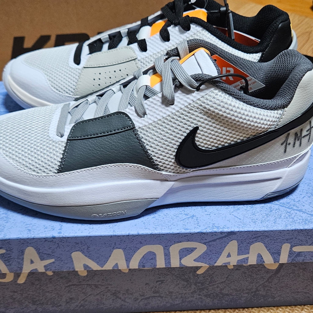 Nike Ja 1 EP Light Smoke Grey 착용 스타일