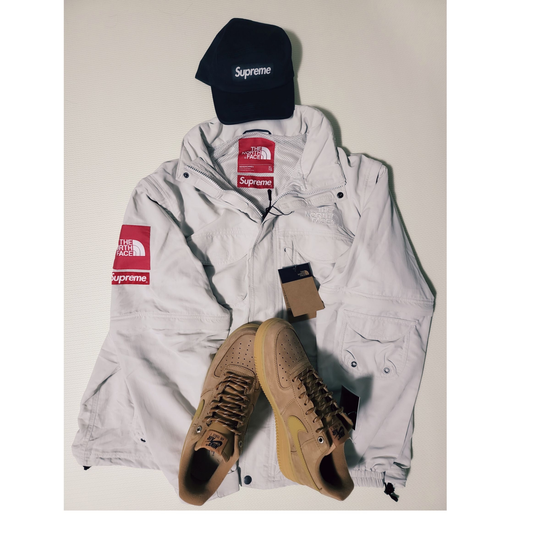 Supreme Washed Chino Twill Camp Cap Black, Supreme x The North Face Trekking Convertible Jacket Stone - 22SS 착용 스타일