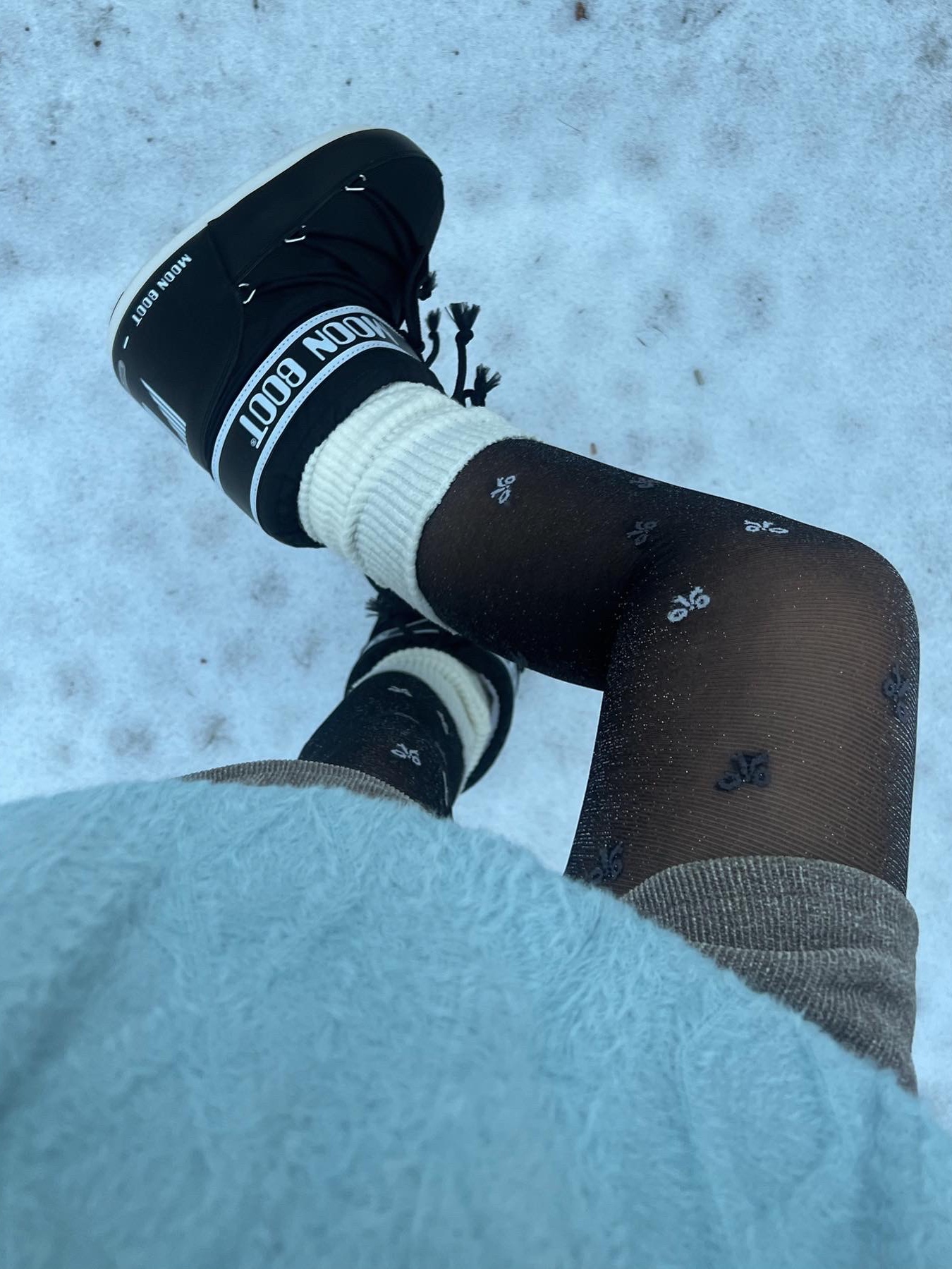 (W) Moon Boot Icon Low Nylon Boots Black 착용 스타일