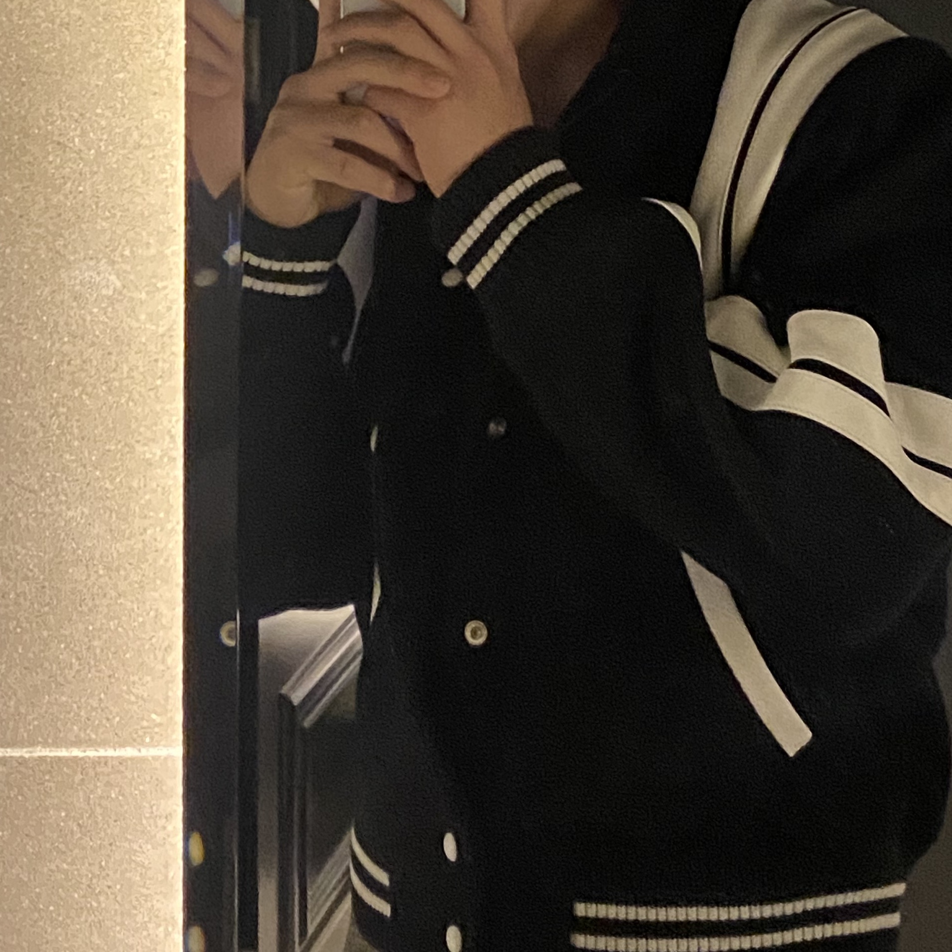 Ader Error Twit Jumper Noir 착용 스타일 - 2