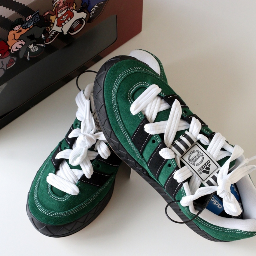 Adidas x YNuK Adimatic Dark Green Core Black 착용 스타일 - 3