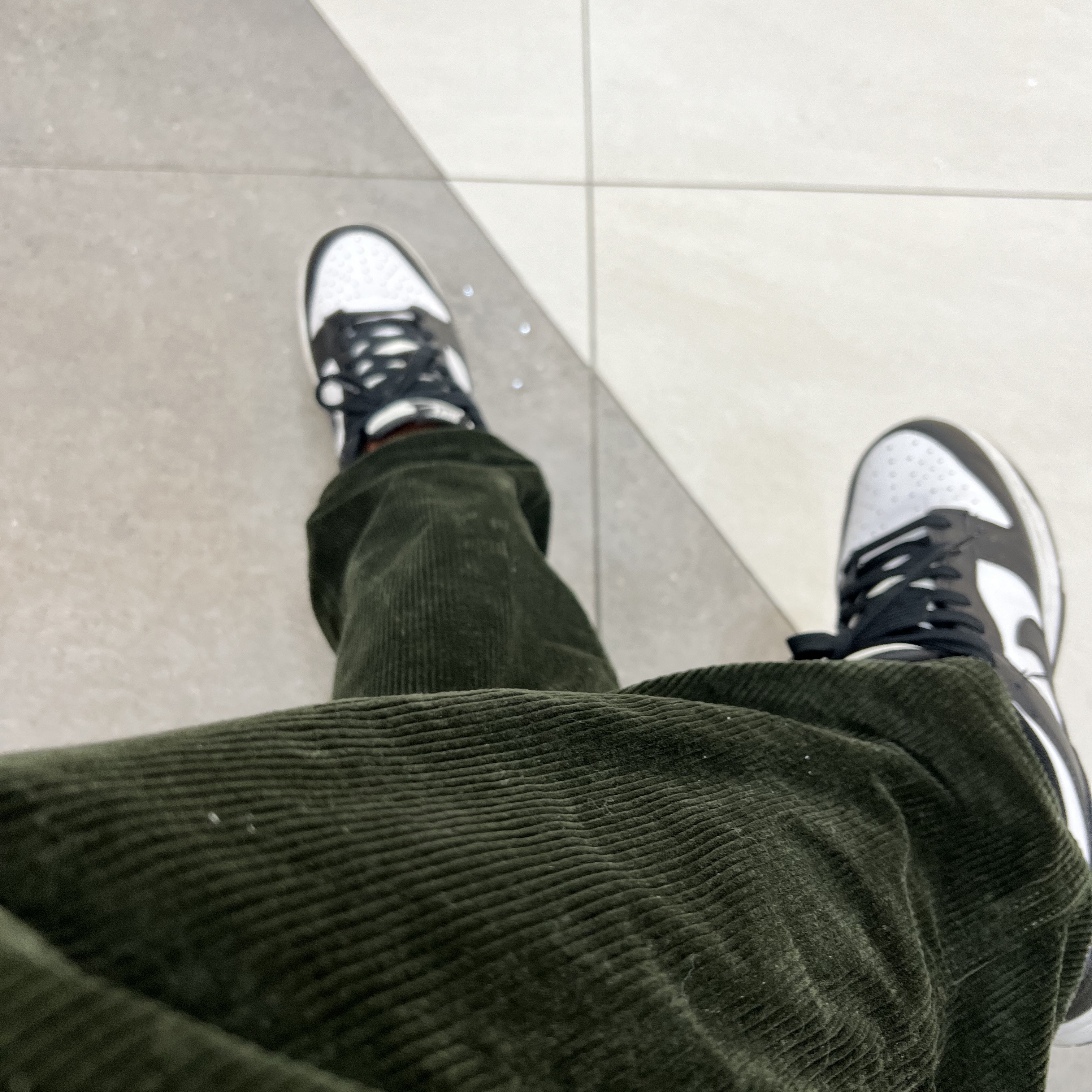 Nike Dunk Low Retro Black 착용 스타일