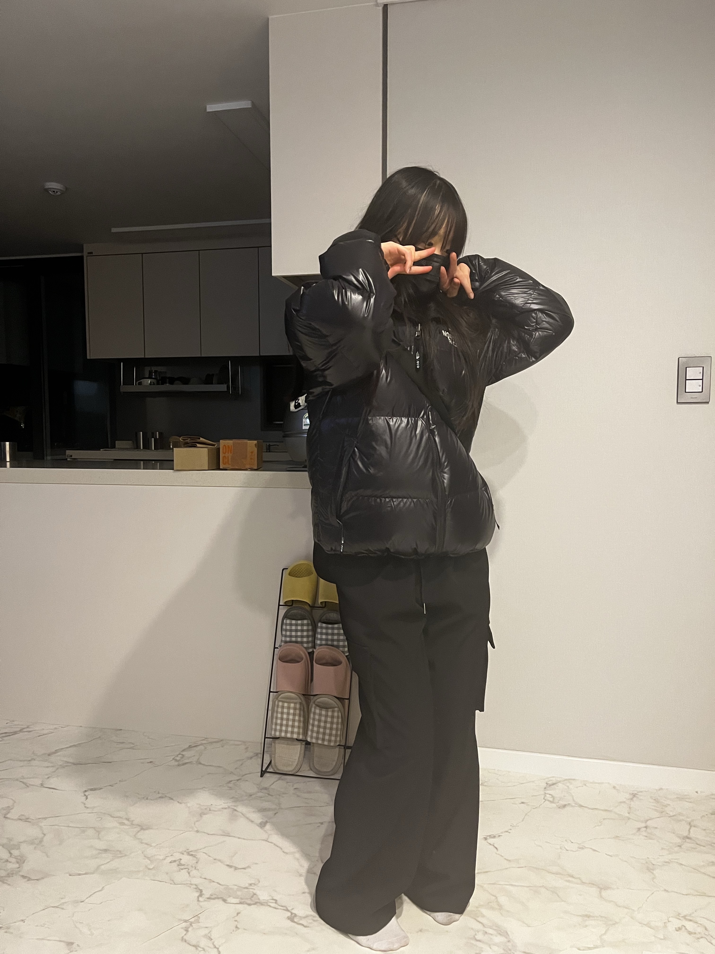 The North Face 1996 Eco Nuptse Jacket Real Black 착용 스타일