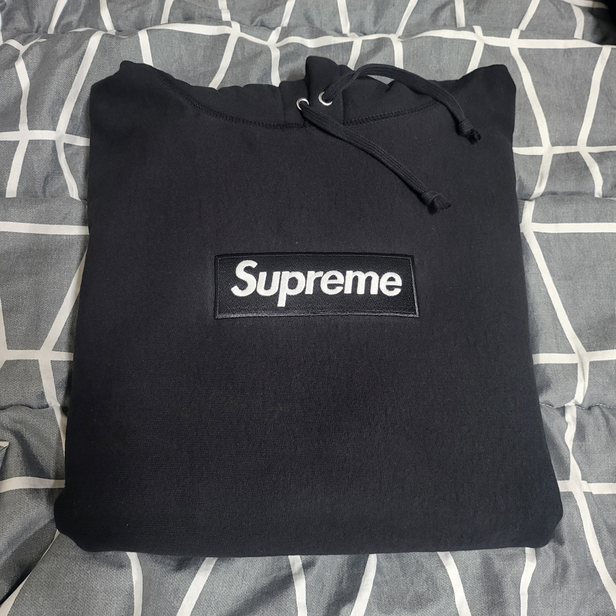 Supreme Box Logo Hooded Sweatshirt Black - 23FW 착용 스타일 - 3