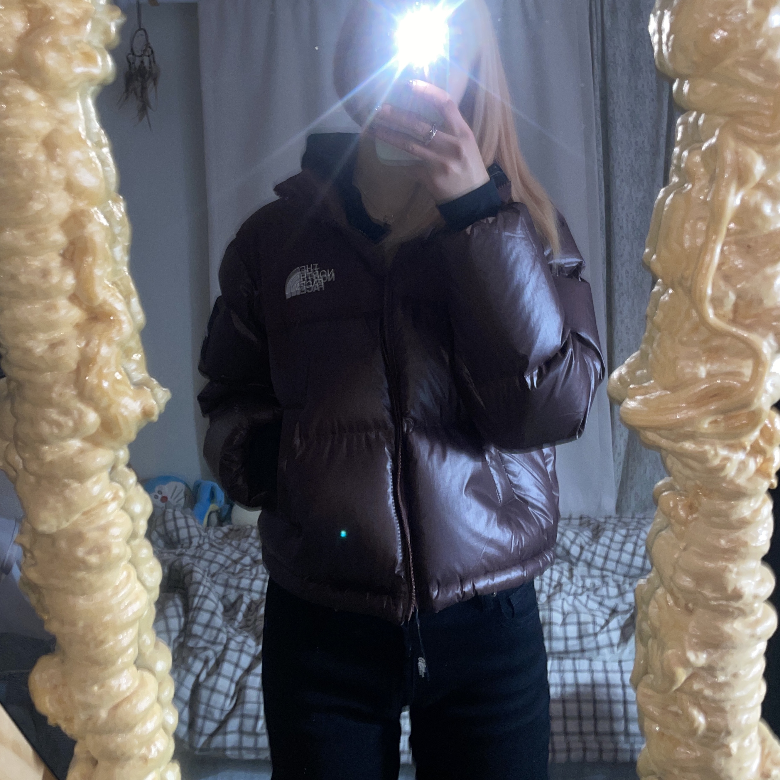 (W) The North Face White Label Novelty Nuptse Down Jacket Cocoa Brown, (W) Dr. Martens 1490 Virginia Black 착용 스타일 - 2