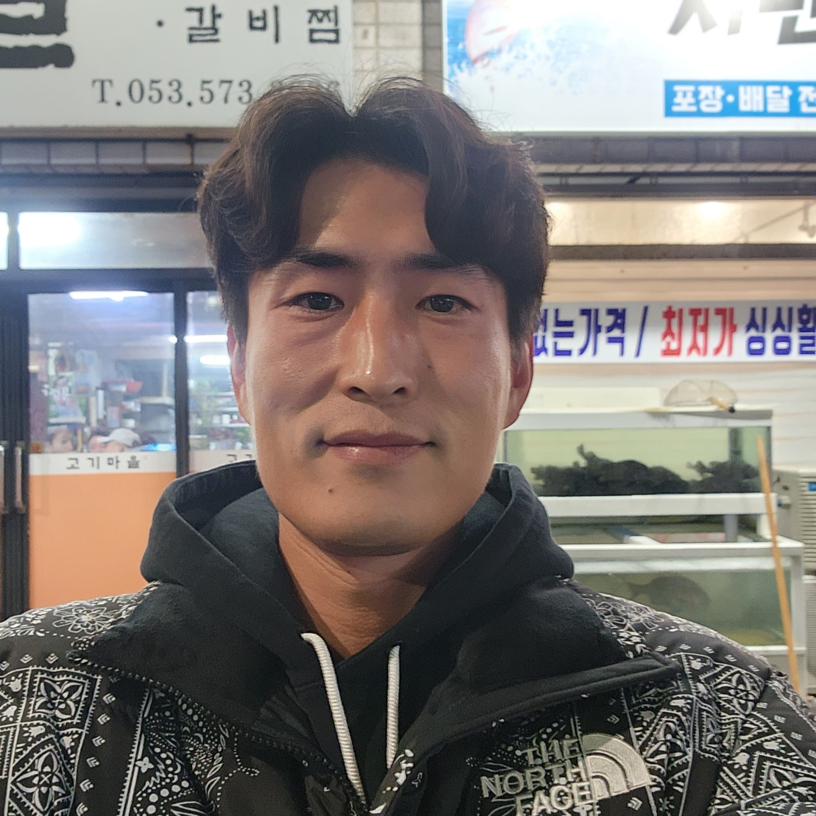 The North Face Lofty Down Jacket Black 착용 스타일