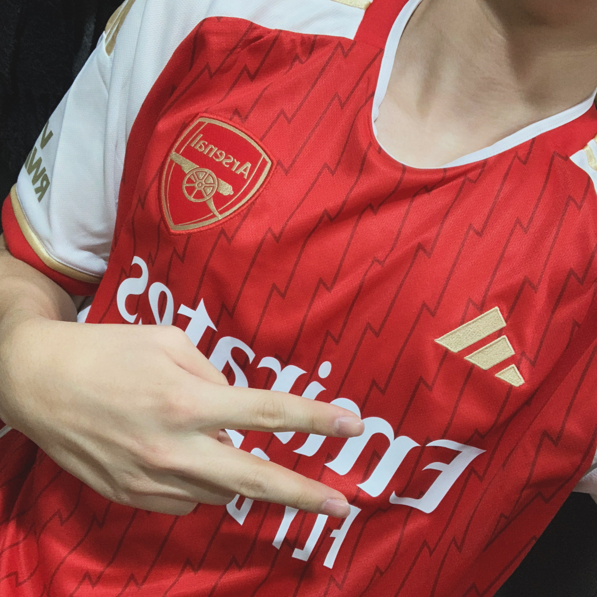 Adidas Arsenal 2023/24 Home Jersey Better Scarlet White - KR Sizing (Non Marking Ver.) 착용 스타일