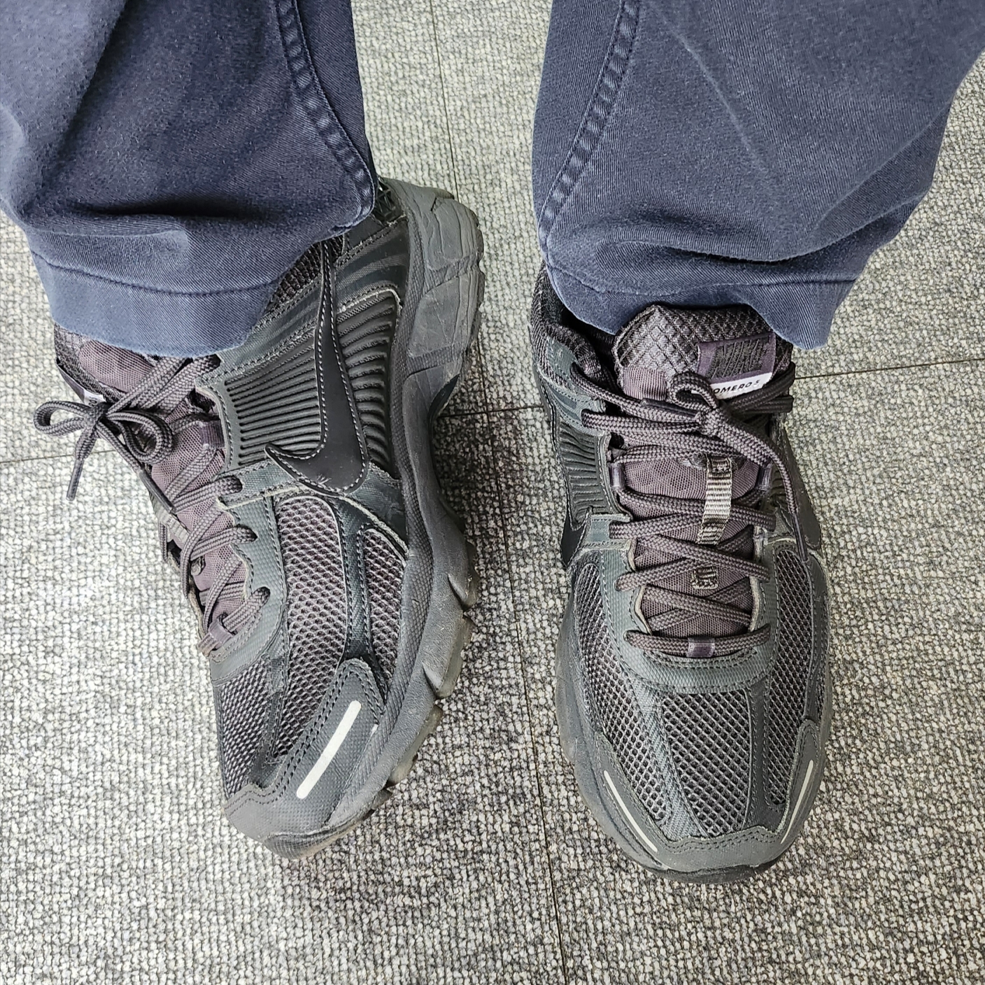 Nike Zoom Vomero 5 SP Anthracite 2023 착용 스타일