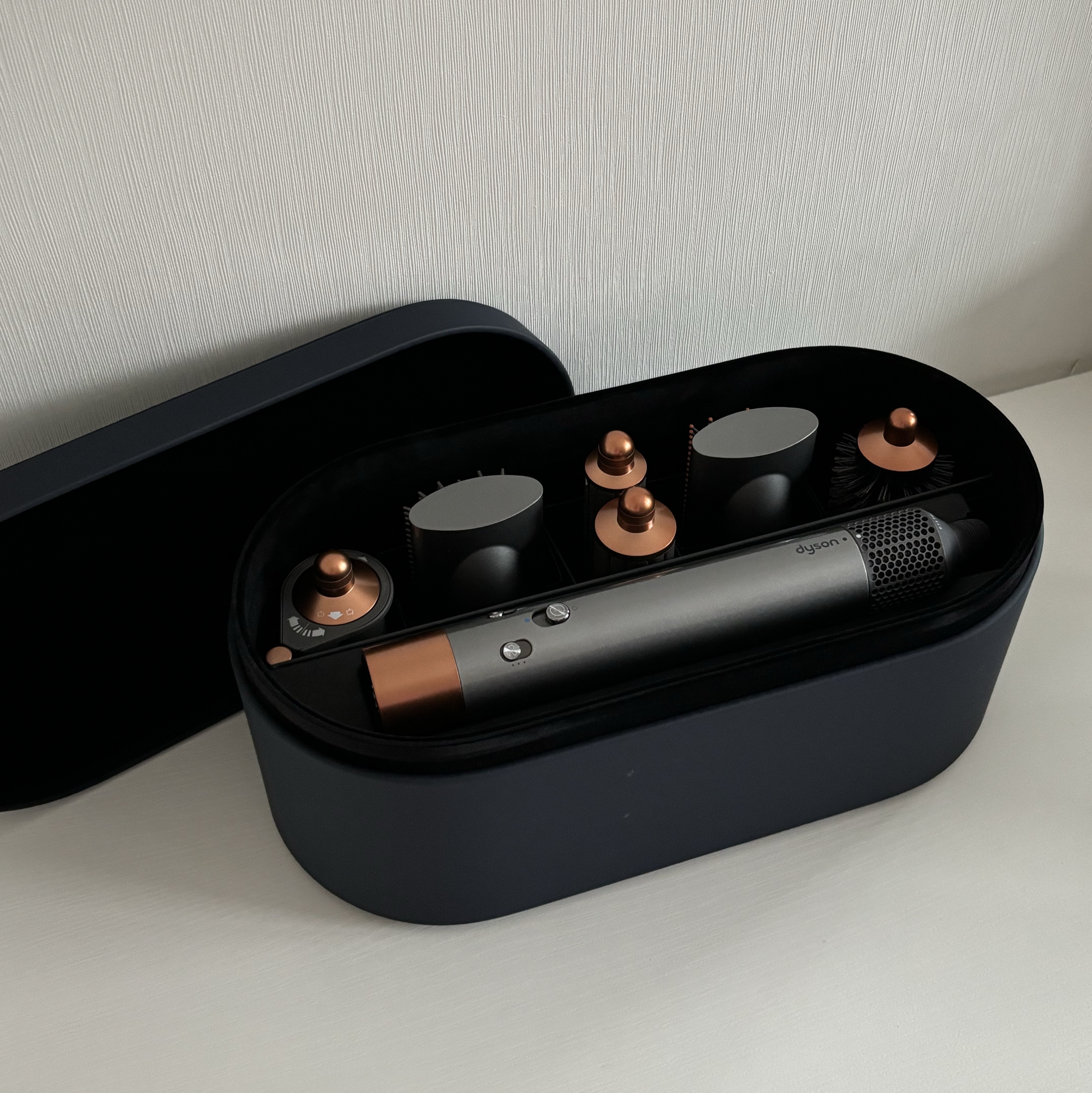 Dyson Airwrap Multi Styler Complete Nickel Copper (Korean Ver.) 착용 스타일