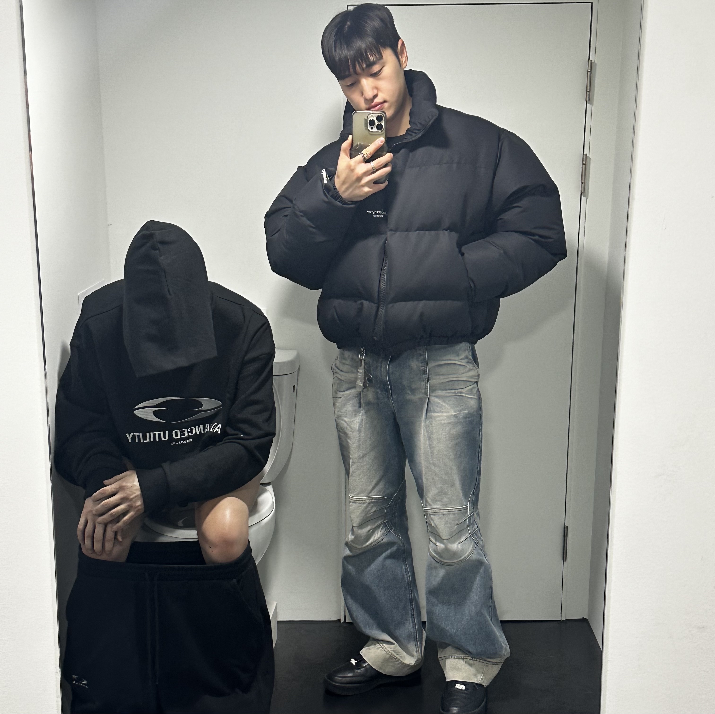 Undermycar Mu.15 Anti Fxxking Logo Play Triple Logo Crop Padding Jacket Black, Nike x Ambush Air Force 1 Low SP Black 착용 스타일 - 4