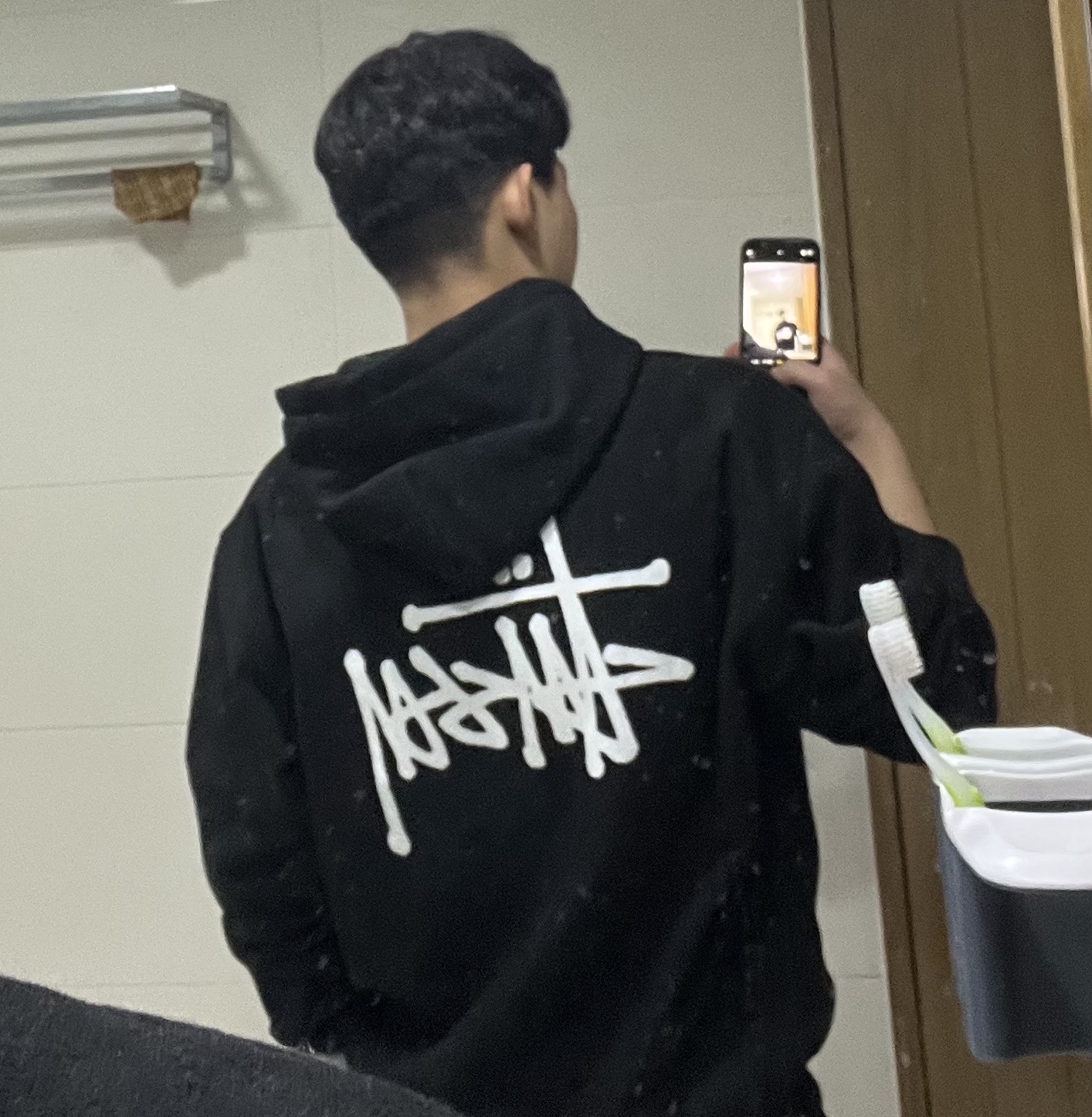 Stussy Basic Stussy Hoodie Black 2023 착용 스타일 - 2