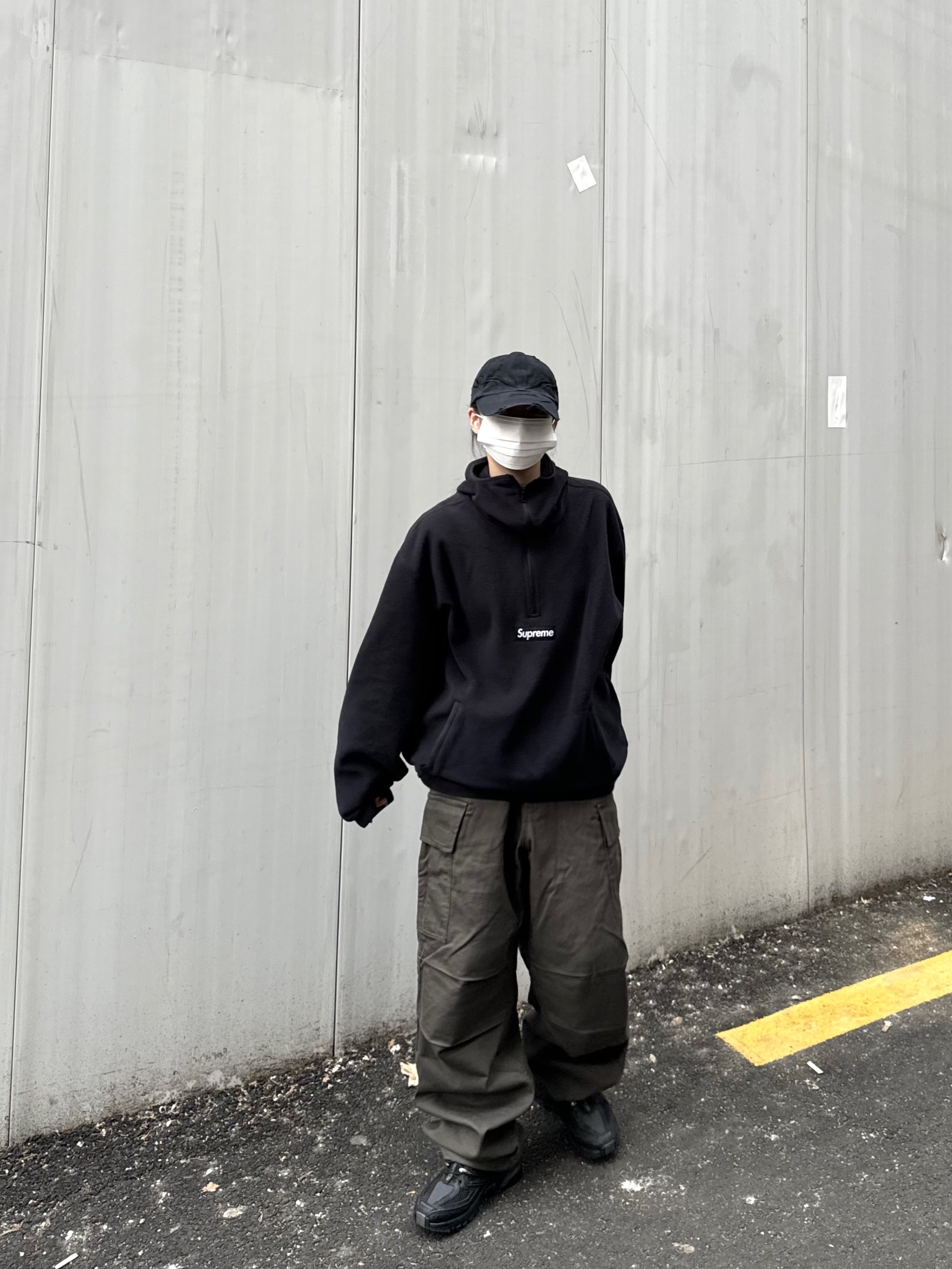 Supreme Polartec Facemask Half Zip Hooded Sweatshirt Black - 23FW, Salomon ACS Pro ADV Triple Black 착용 스타일 - 2