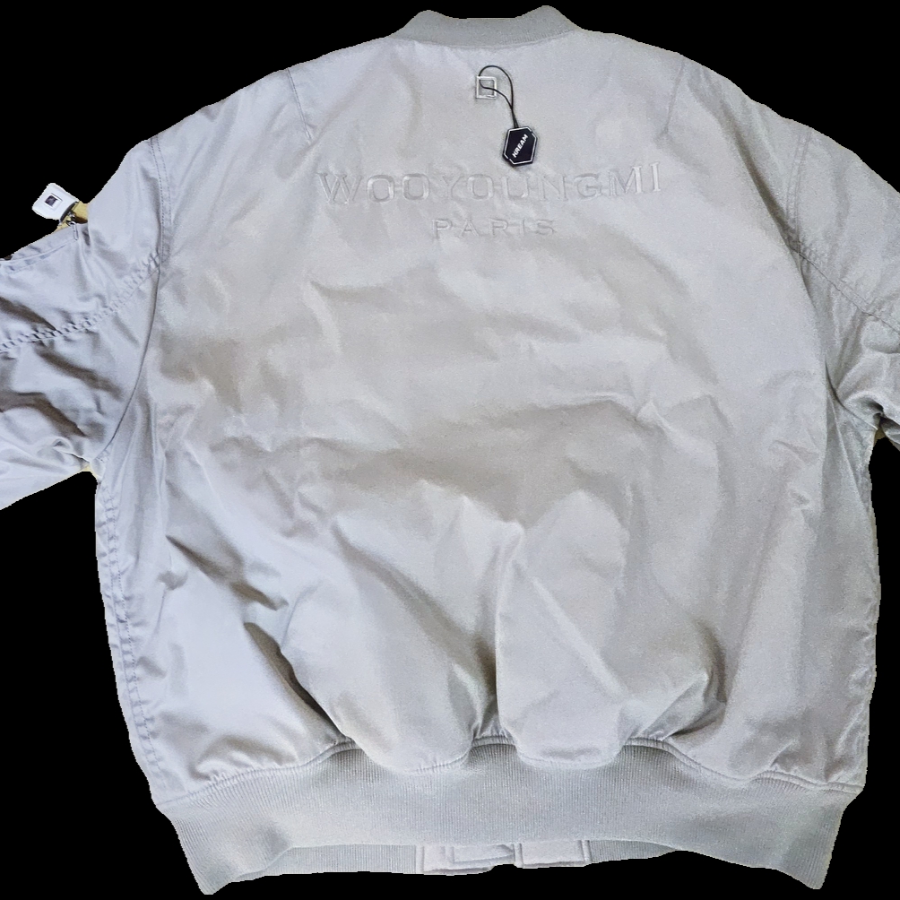 Wooyoungmi Back Logo MA-1 Beige - 23SS 착용 스타일 - 2