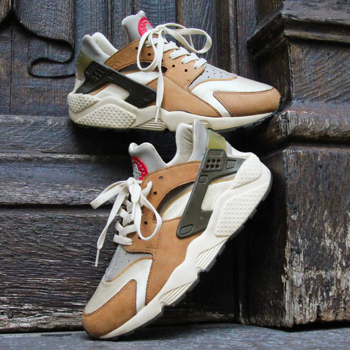Nike x Stussy Air Huarache LE Desert Oak, Nike x Supreme SB Blazer Black 2006 착용 스타일 - 3