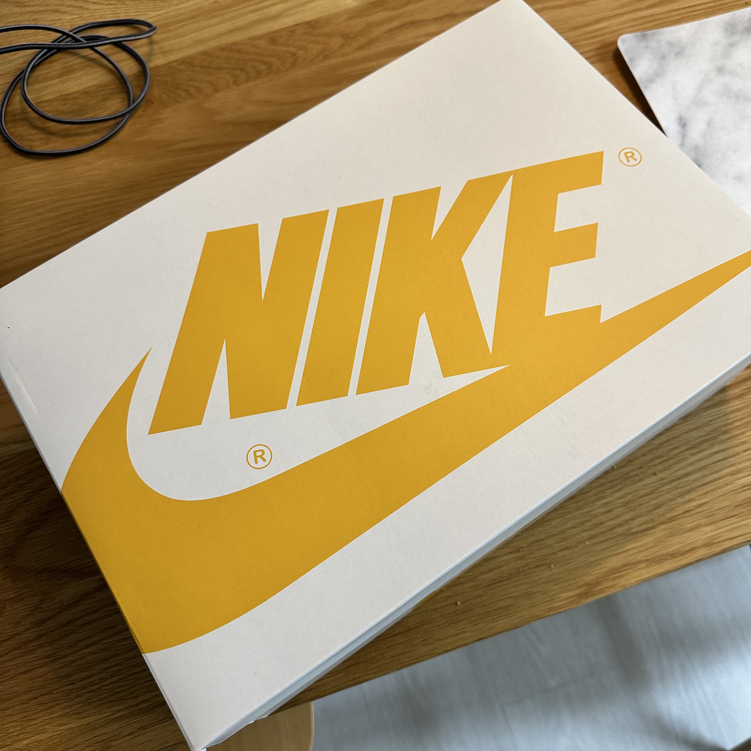 Jordan 1 Retro High OG Yellow Ochre 착용 스타일 - 2
