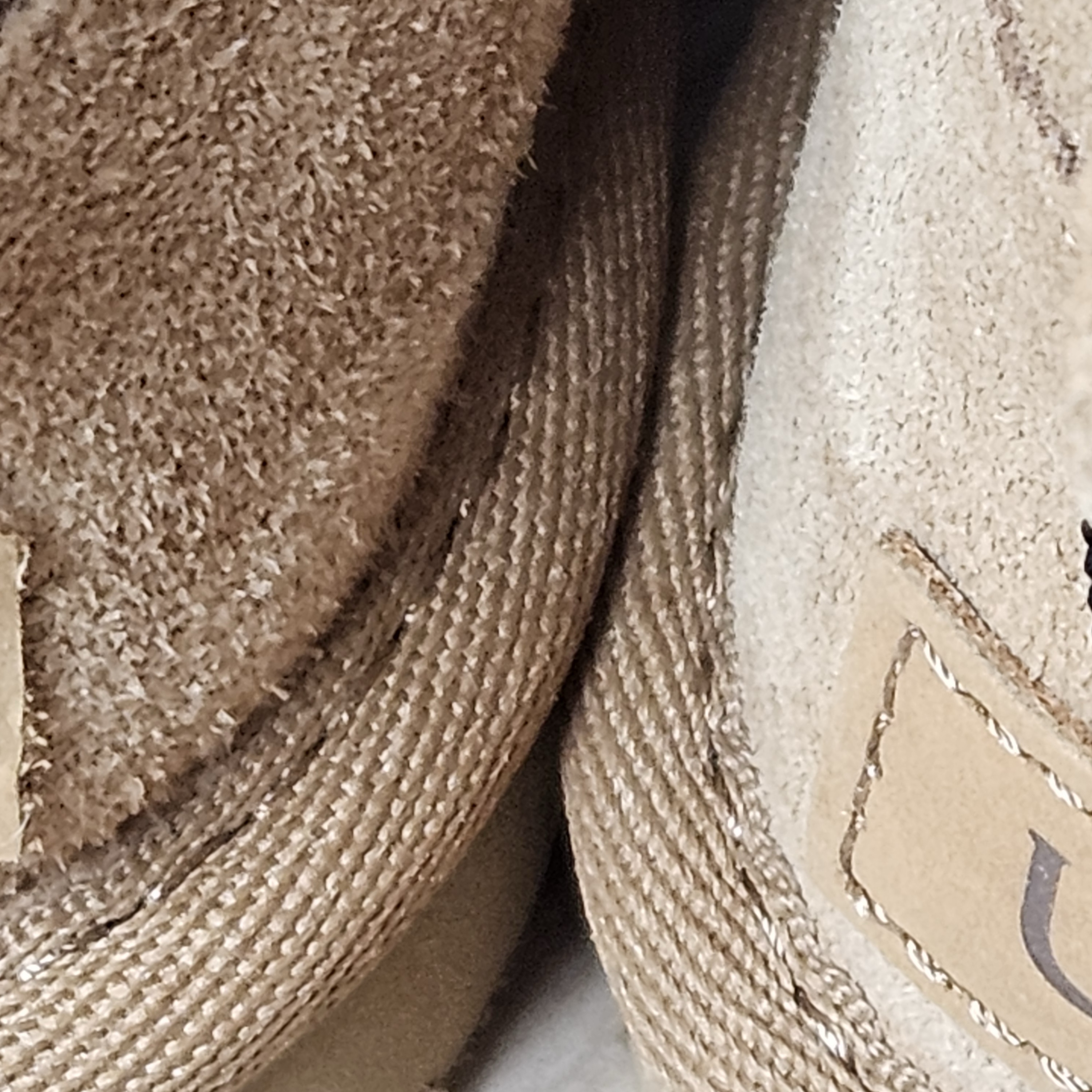 (W) UGG Classic Ultra Mini Boots Chestnut 착용 스타일 - 1