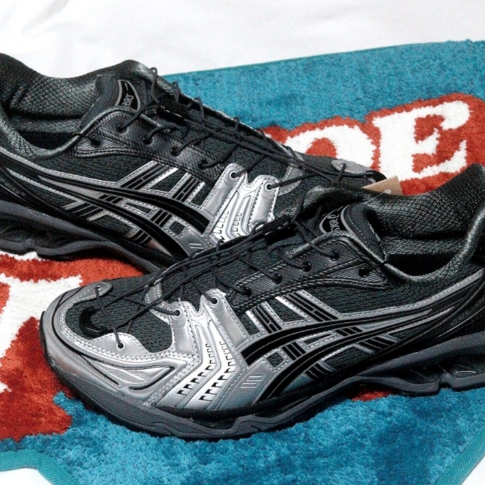 Asics x Unaffected Gel-Kayano 14 Silver Moon 착용 스타일 - 2
