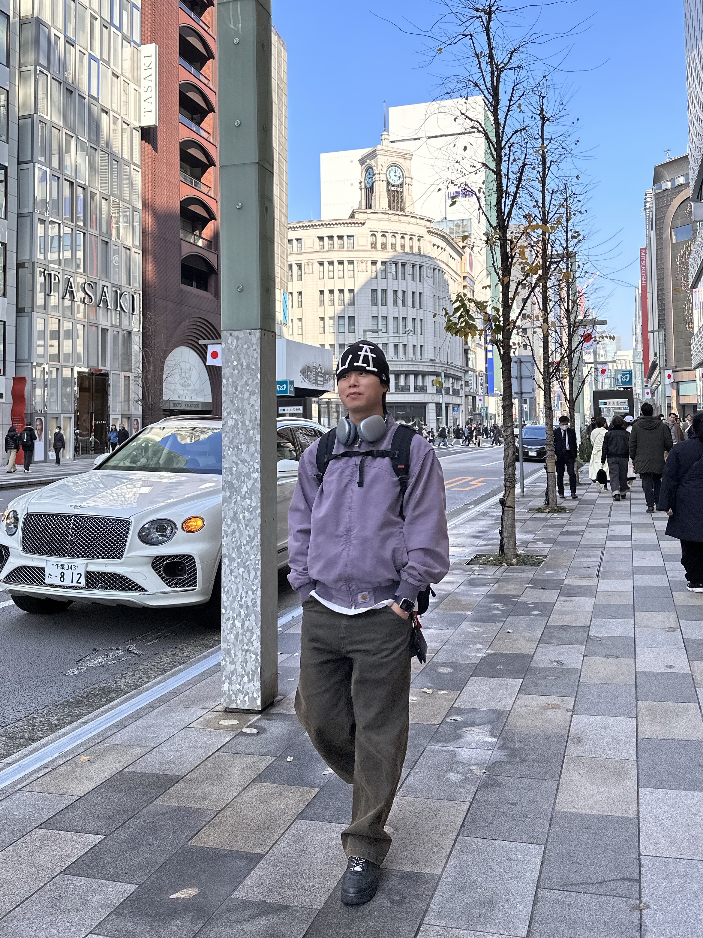 Apple AirPods Max Lightning Sky Blue (Korean Ver.), Stussy New Era Skullcap LA Embroidery Black 착용 스타일 - 2